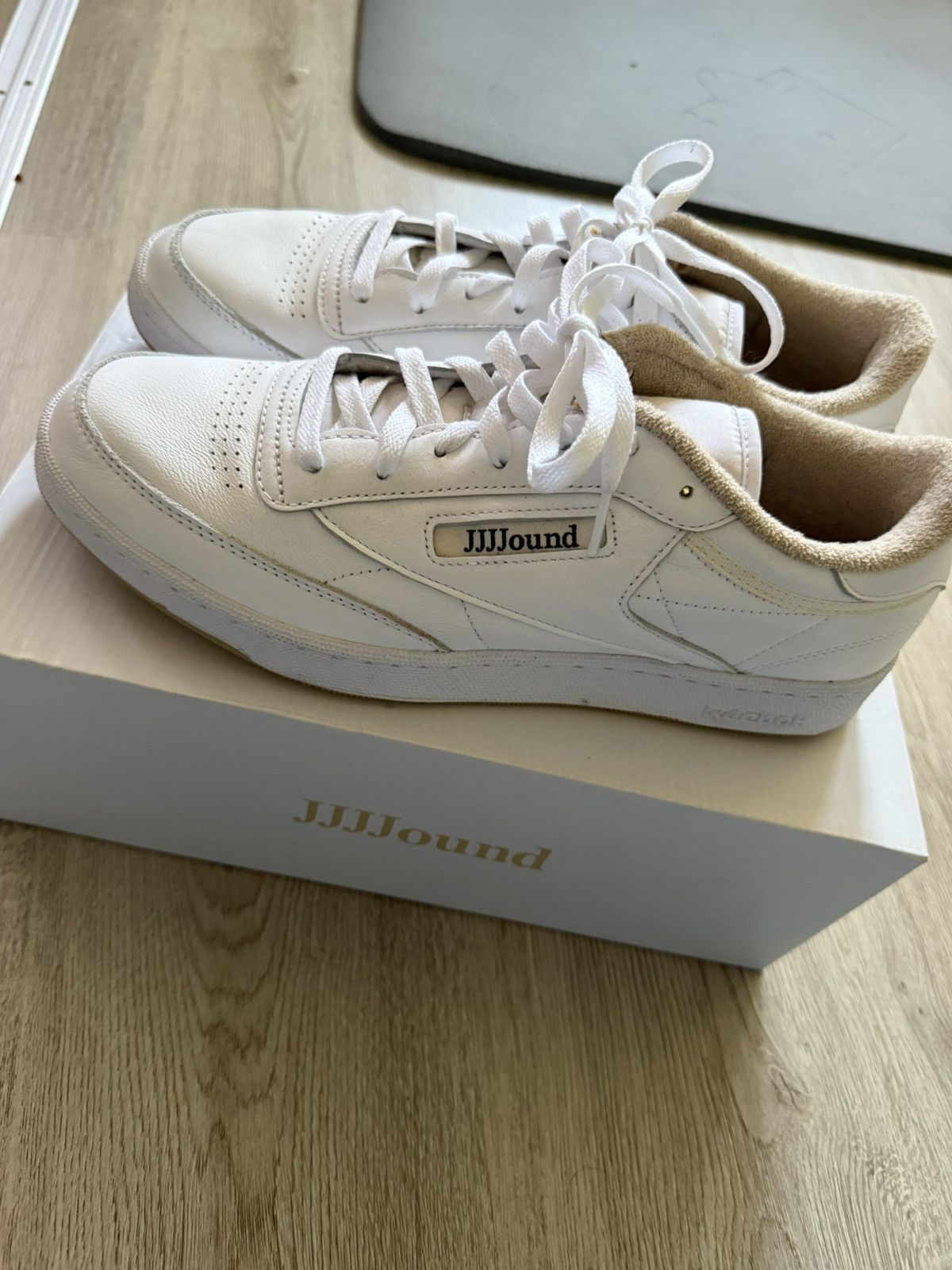 Club C 85 Beige