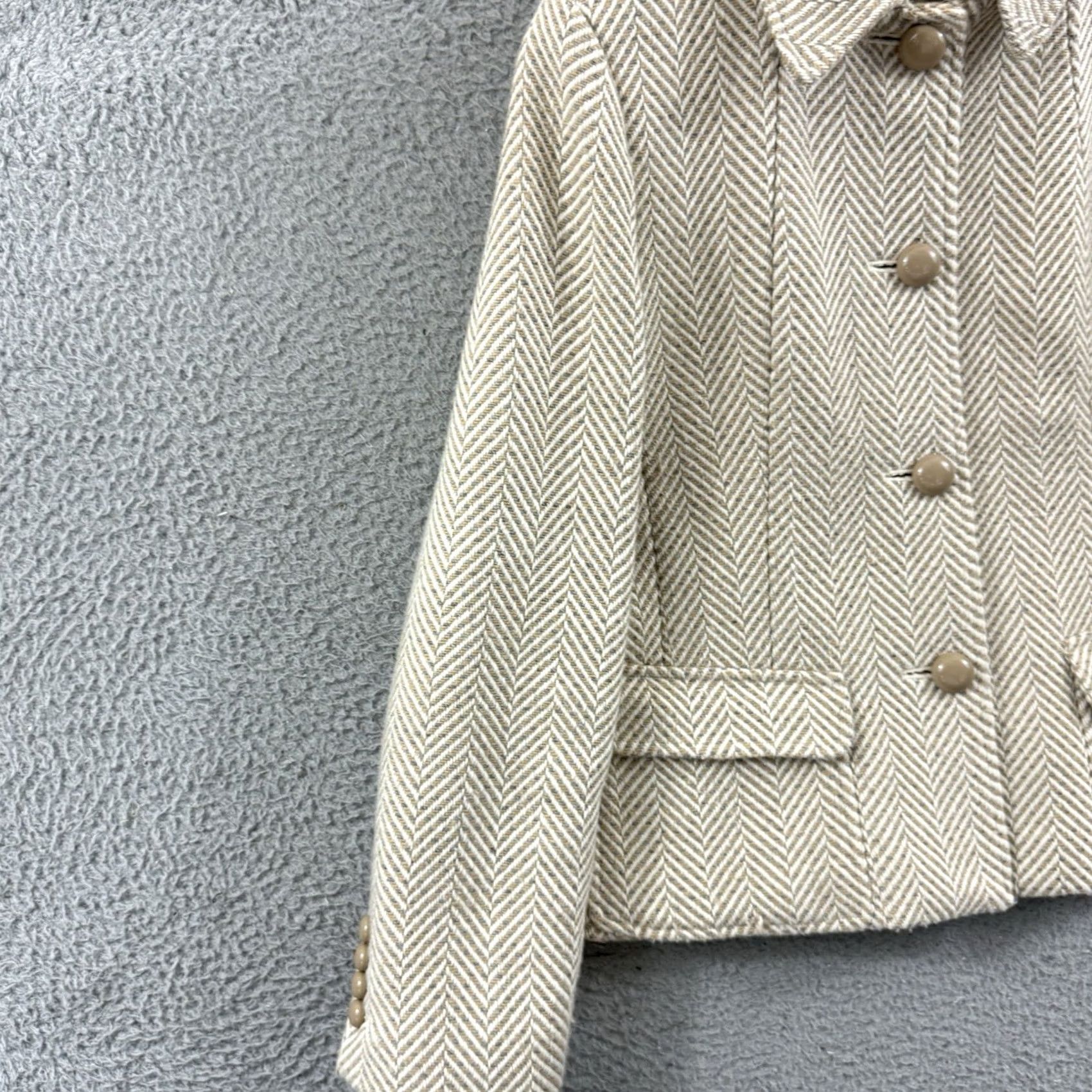 Talbots VINTAGE Talbots Blazer Womens 12P Beige Herringbone Wool Blend Office Career Coat Preppy Size XL / US 12-14 / IT 48-50 - 3 Thumbnail