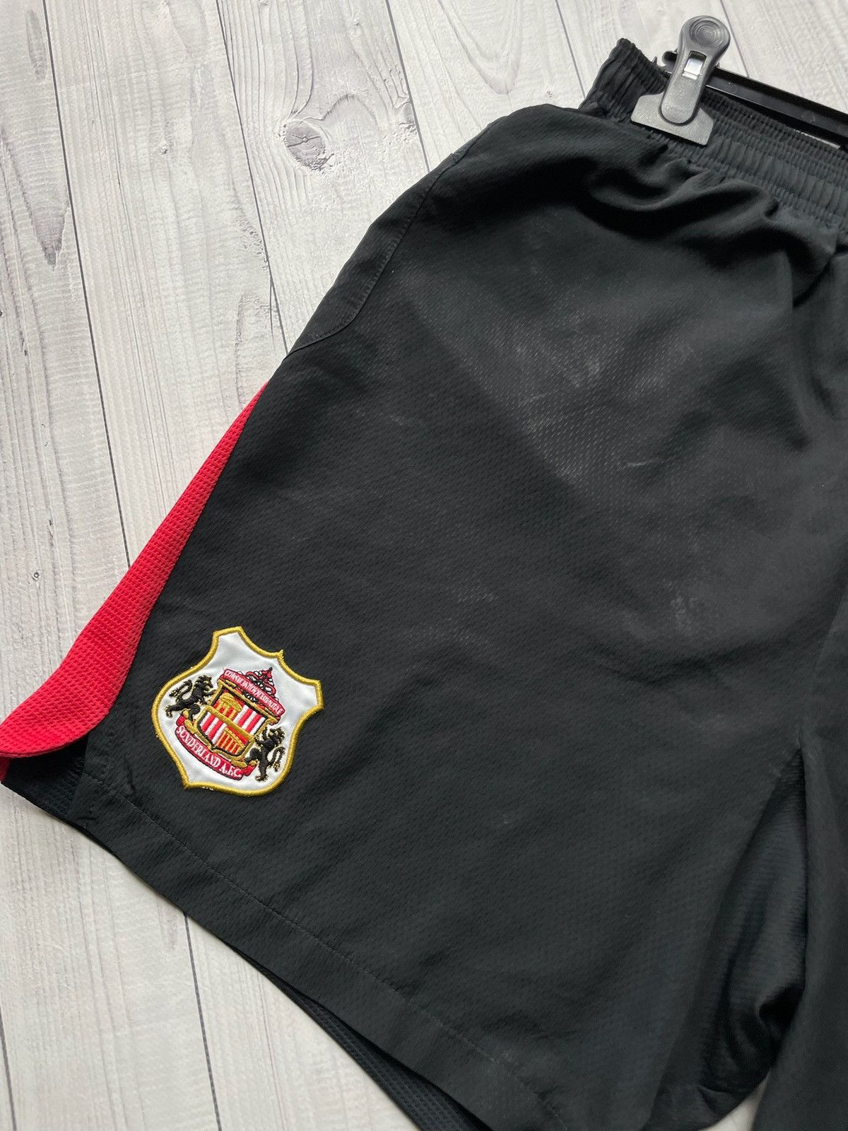 Umbro × Vintage Vintage Umbro Sunderland soccer shorts size L logo Size US 34 / EU 50 - 3 Thumbnail