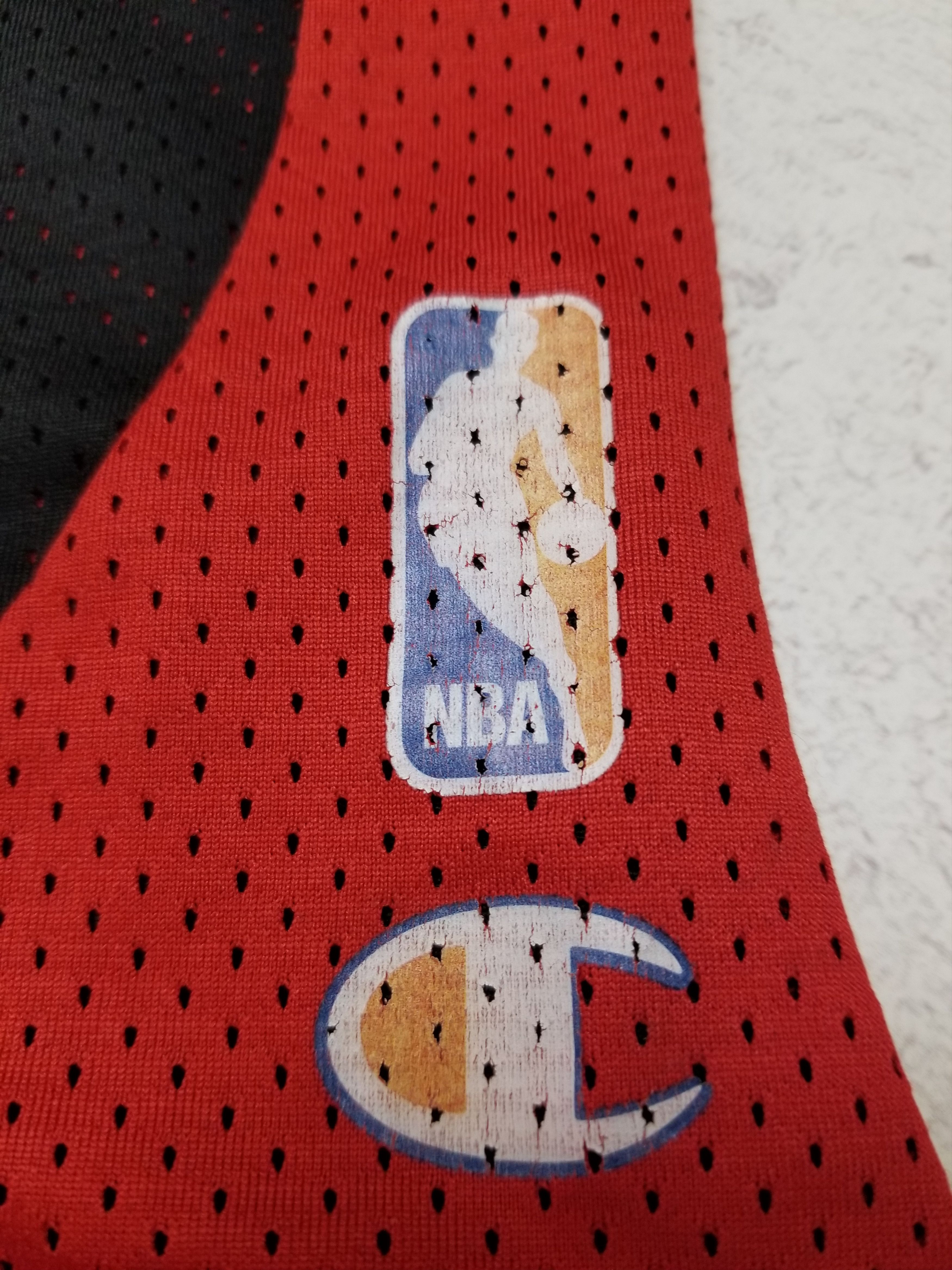 Champion VTG Reversible Chicago Bulls NBA Basketball Jersey Size US XXS / EU 40 - 8 Thumbnail