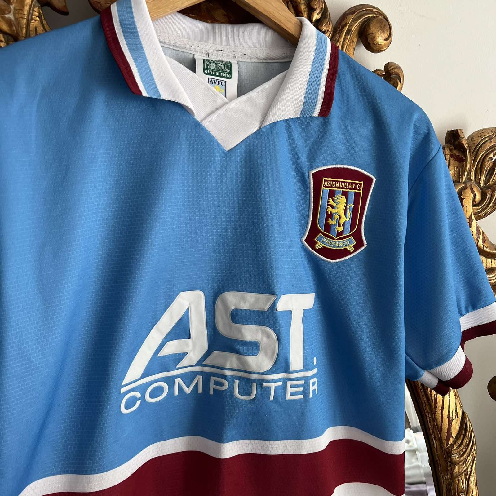 Vintage Score Draw West Ham United Soccer Shirt Retro Jersey Size US S / EU 44-46 / 1 - 4 Thumbnail