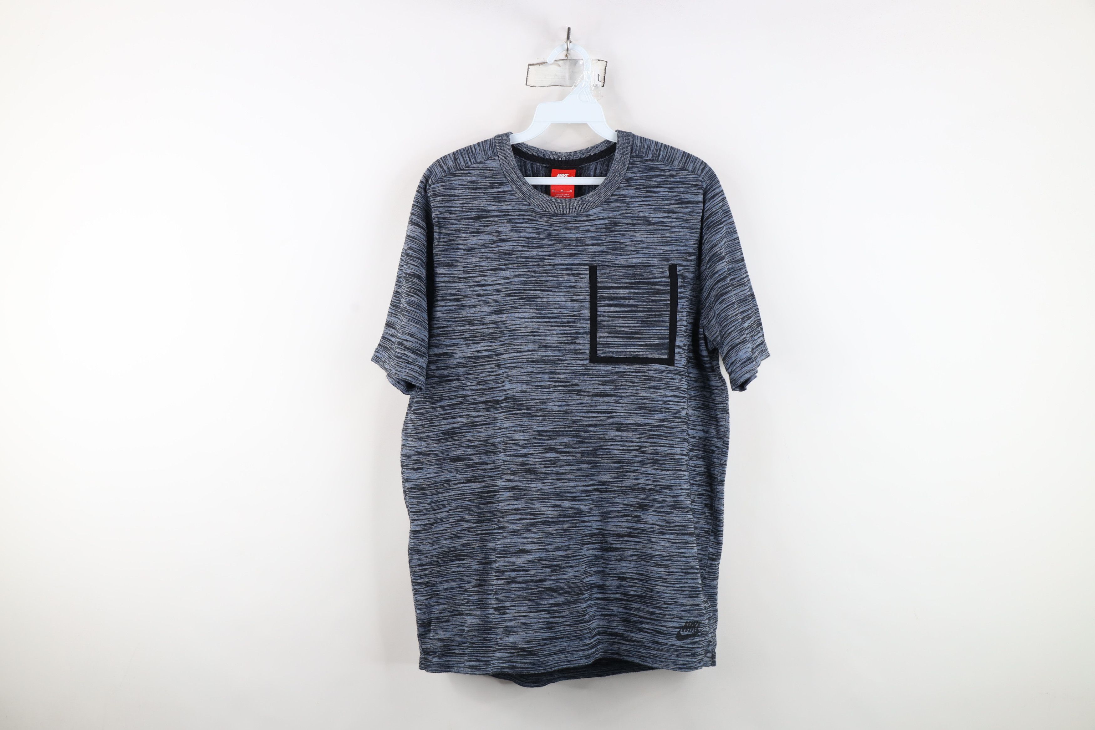 Nike Nike Sportswear Spell Tech Knit Short Sleeve Pocket T-Shirt Size US M / EU 48-50 / 2 - 1 Thumbnail