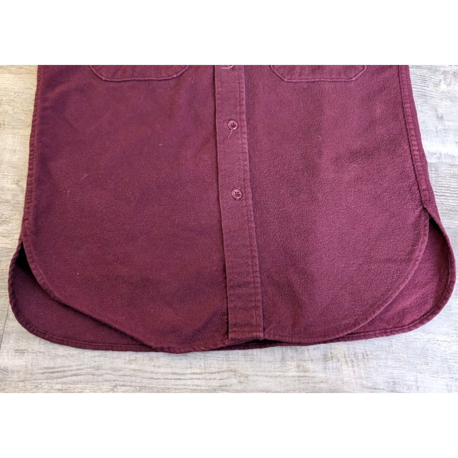Vintage VINTAGE Woolrich Shirt Mens Button-Up 80s 90s Chamois Red Burgundy S/M Solid Cotton Flannel Pockets Casual Winter Fall Spring USA VGUC Size US S / EU 44-46 / 1 - 5 Thumbnail