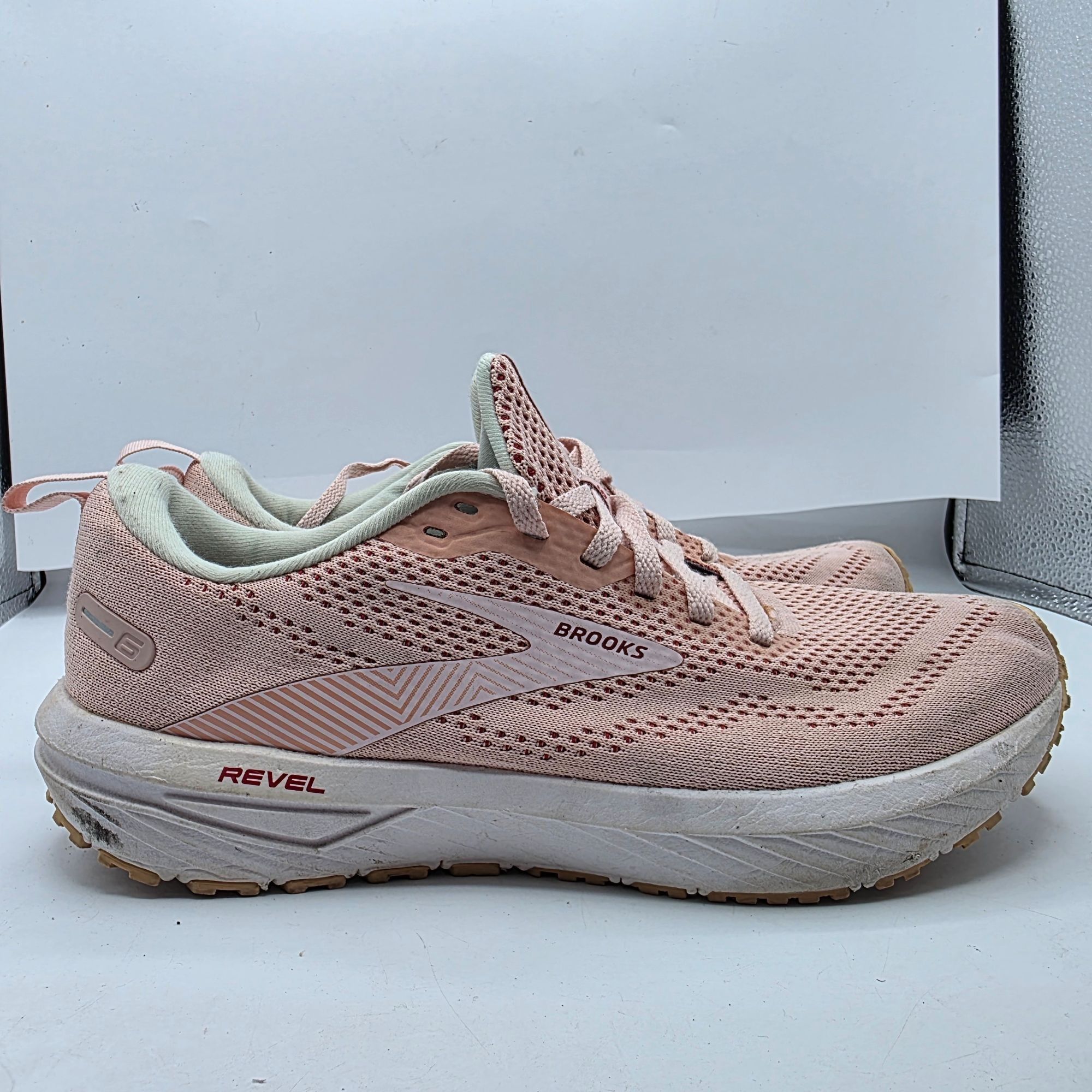 Brooks Brooks Revel 6 Womens Size 8.5 Pink Athletic Shoes Running W Size US 8.5 / IT 38.5 - 12 Thumbnail