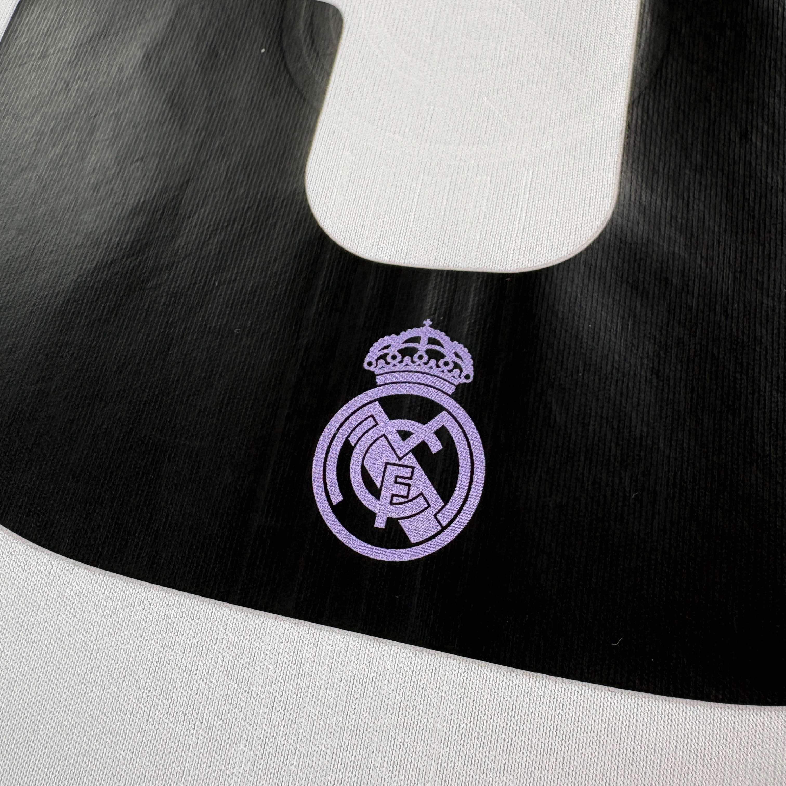 Adidas Real Madrid 2022-23 Adidas home Benzema football jersey XXL Size US XXL / EU 58 / 5 - 9 Thumbnail