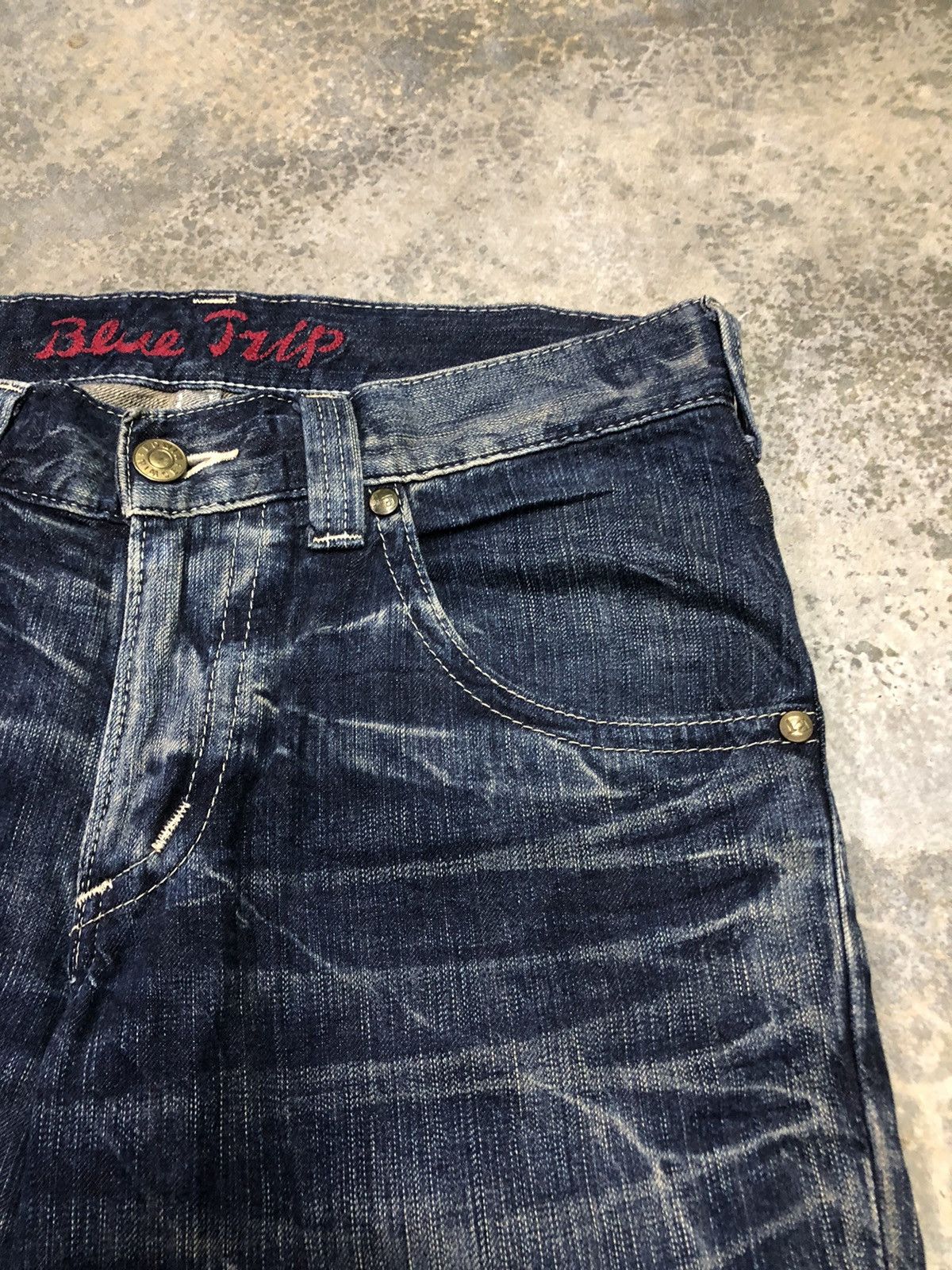 Hysteric Glamour × Japanese Brand Edwin Blue Trip Leg Twisted Washed Denim Size US 34 / EU 50 - 8 Thumbnail