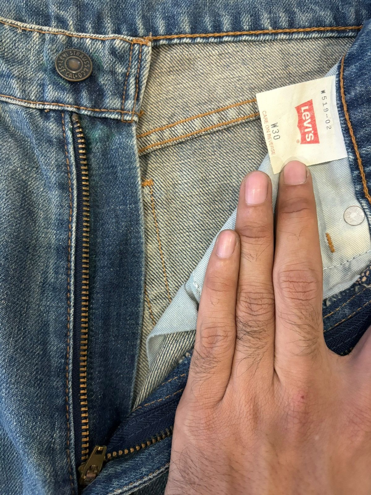 Levi's Vintage 90s Levis 519 Blue Wash Distressed Loose Jeans Size US 27 - 9 Thumbnail