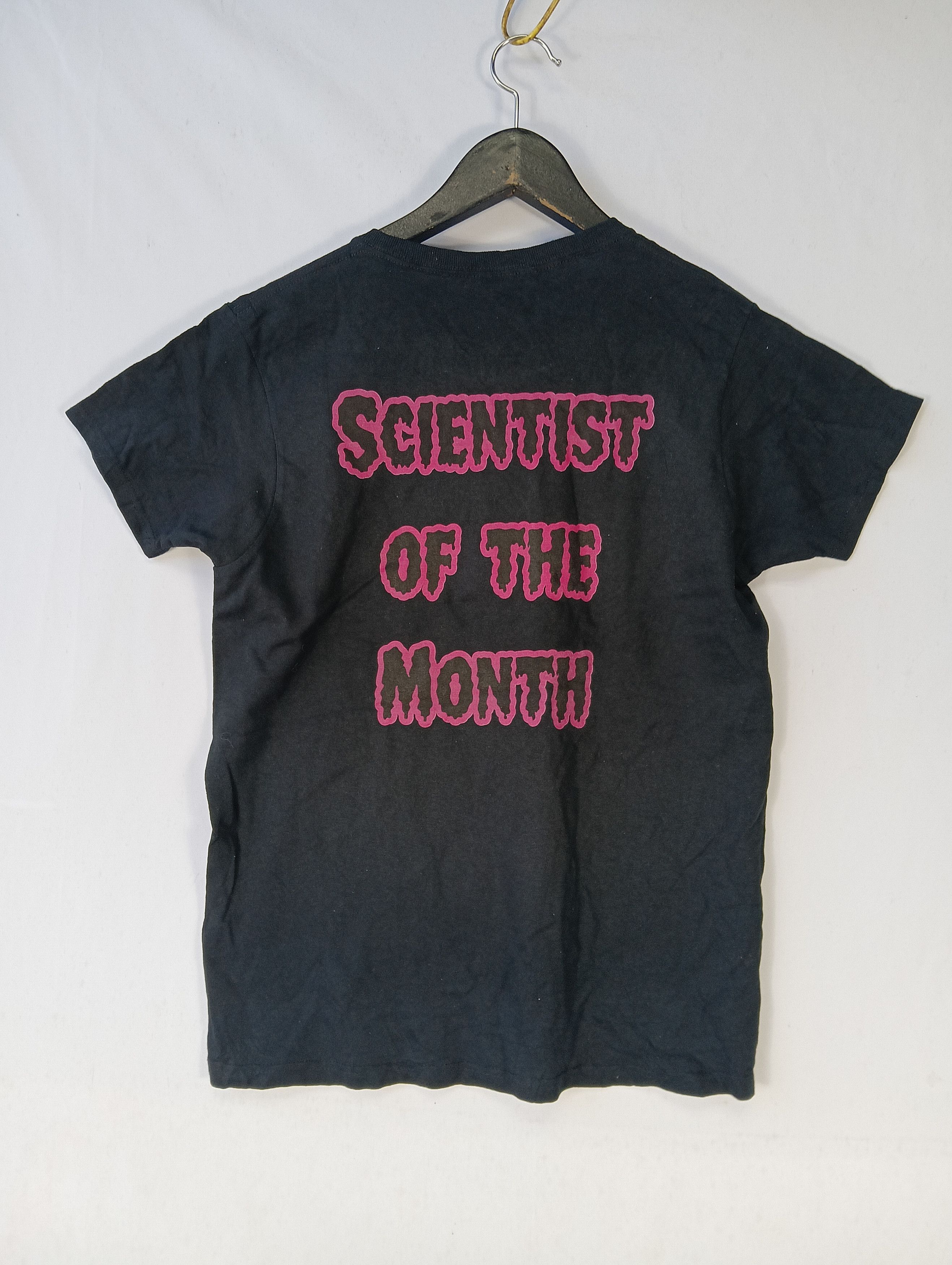 Sci-Fi Fantasy scentist of the month tee Size US S / EU 44-46 / 1 - 7 Thumbnail