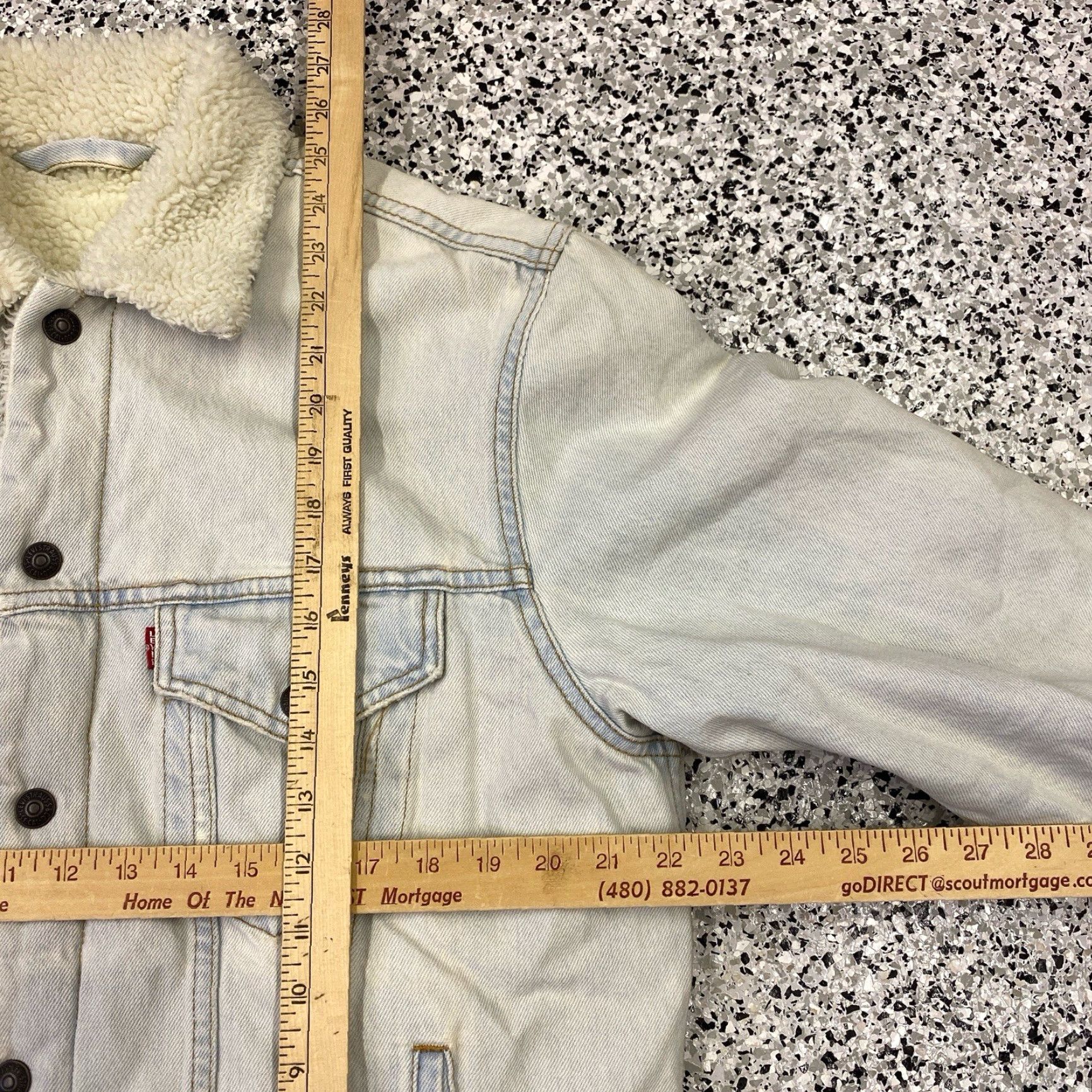 Levi's Levi's Trucker Jacket Sample Denim Light Wash M Medium Sherpa Lined Blue Jeans Jacket Mens Size US M / EU 48-50 / 2 - 2 Thumbnail