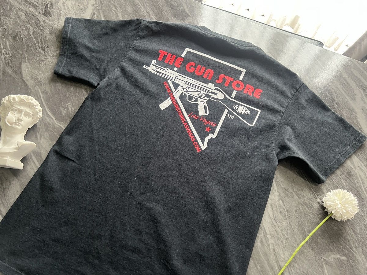 Vintage The Gun Store : Las Vegas MP5 Size US M / EU 48-50 / 2 - 1 Thumbnail