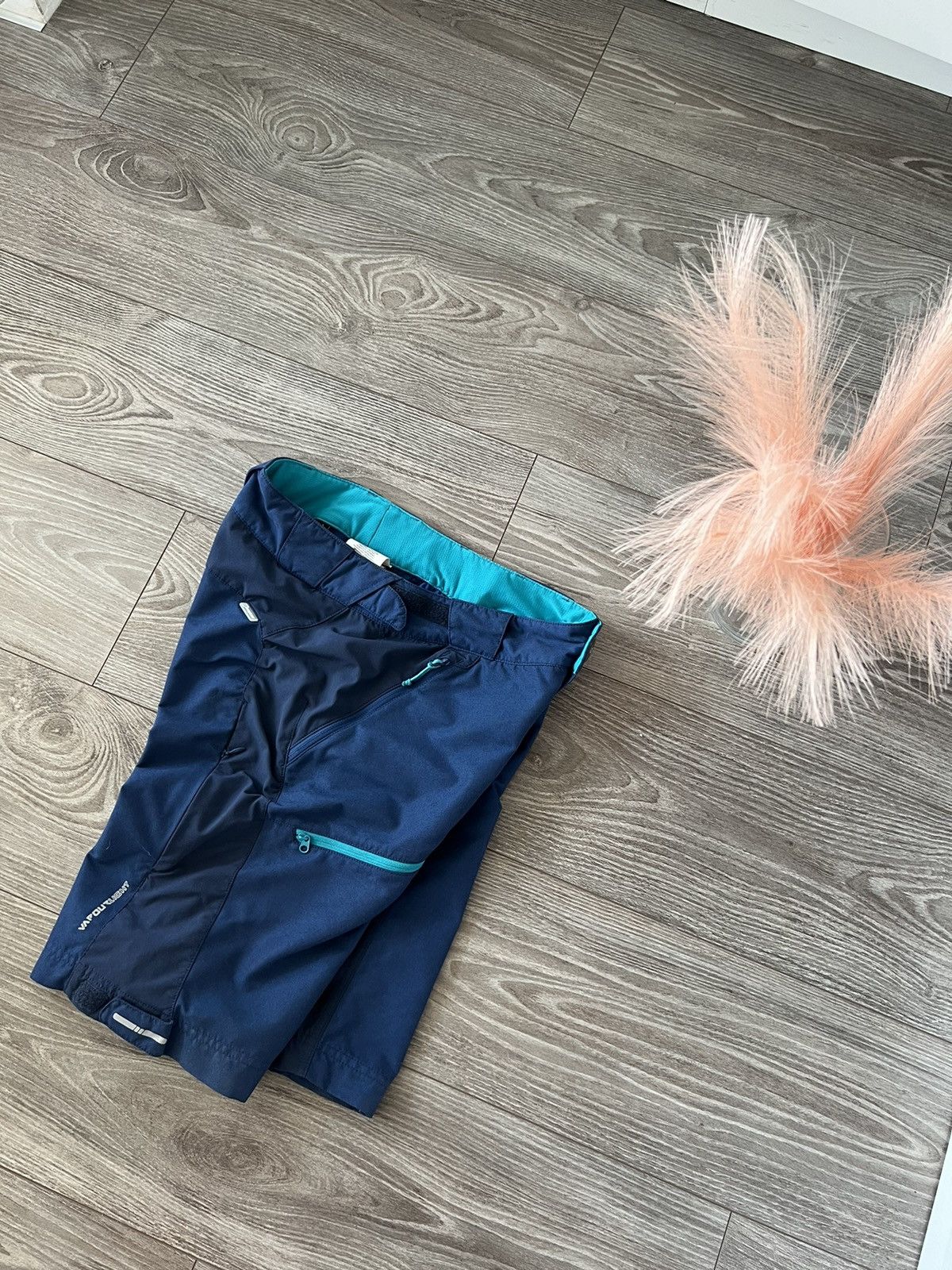 Berghaus × Designer ‼️BERGHAUS VAPOLIR LIGHT REGULAR MULTIPOCKET YKK SHORTS‼️ Size US 31 - 1 Thumbnail