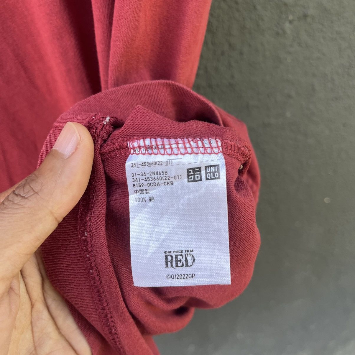 Uniqlo Thrashed Faded Res-Haired Pirates One Piece X Uniqlo Tee Size US XL / EU 56 / 4 - 6 Thumbnail