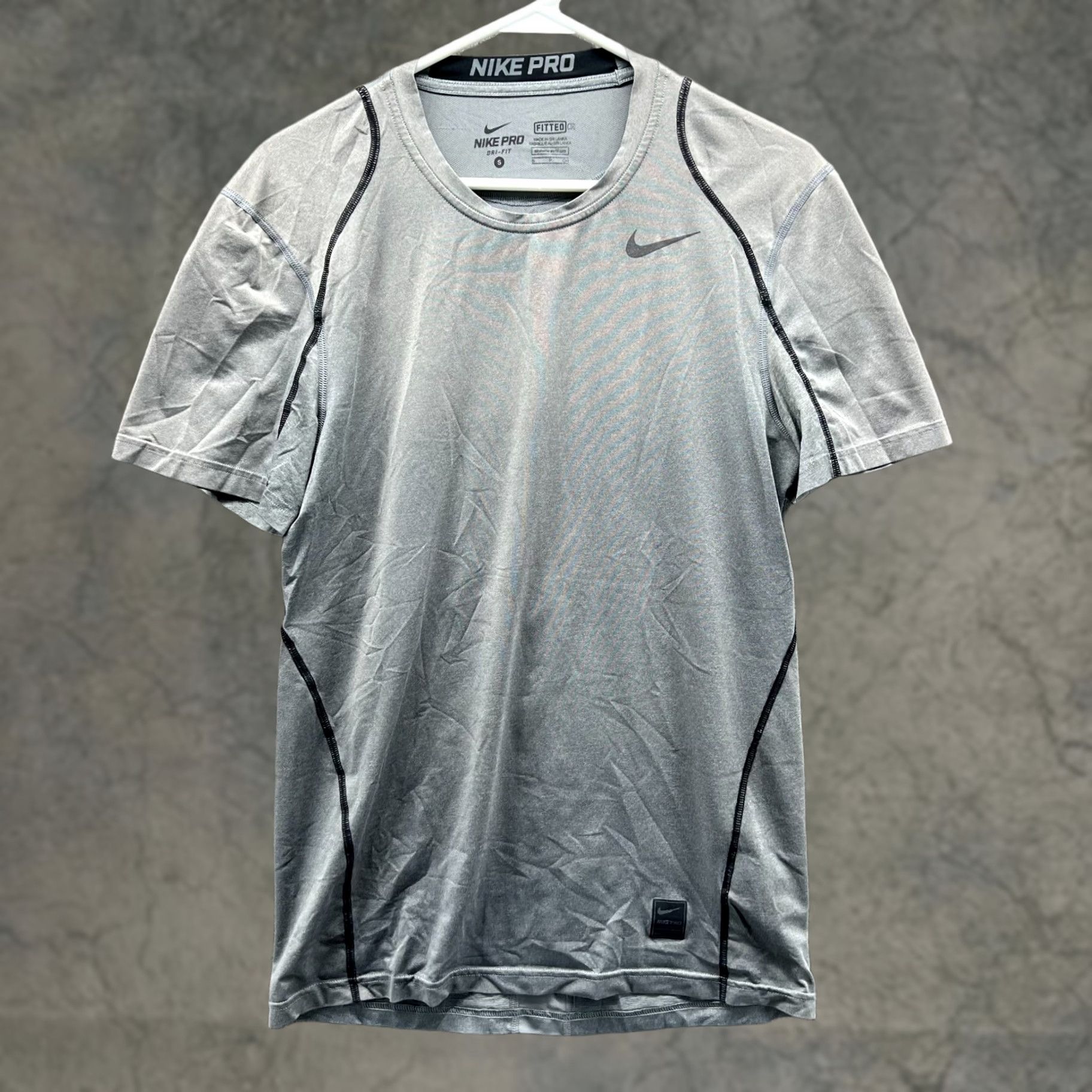 Nike Nike Pro Shirt Mens Small Gray Dri-Fit Compression Fitted Athletic Tee Size US S / EU 44-46 / 1 - 1 Thumbnail