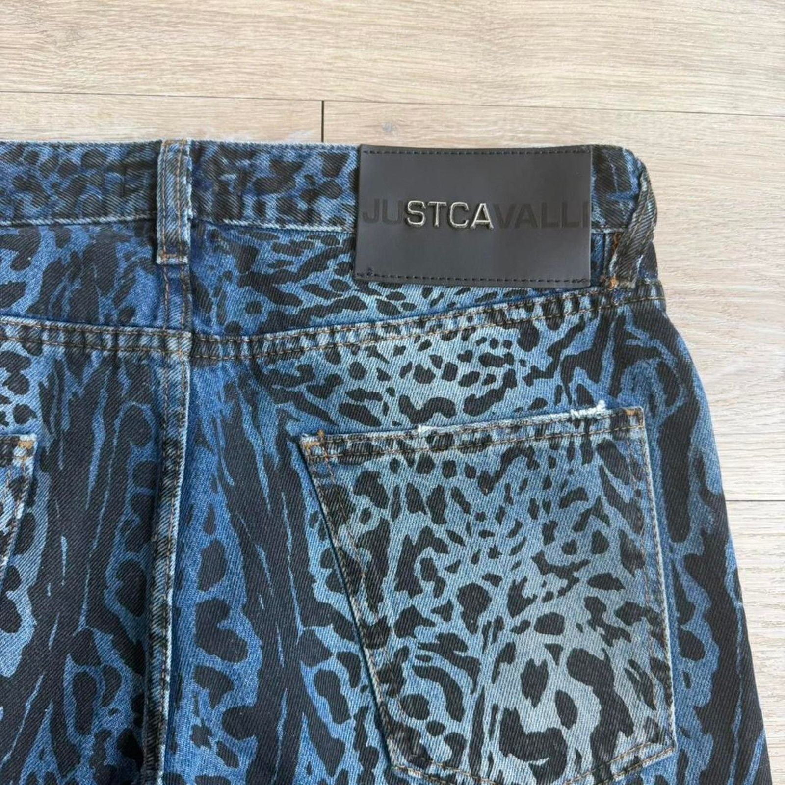 Just Cavalli Just Cavalli Leopard Print Denim Pants y2k Size US 30 / EU 46 - 7 Thumbnail