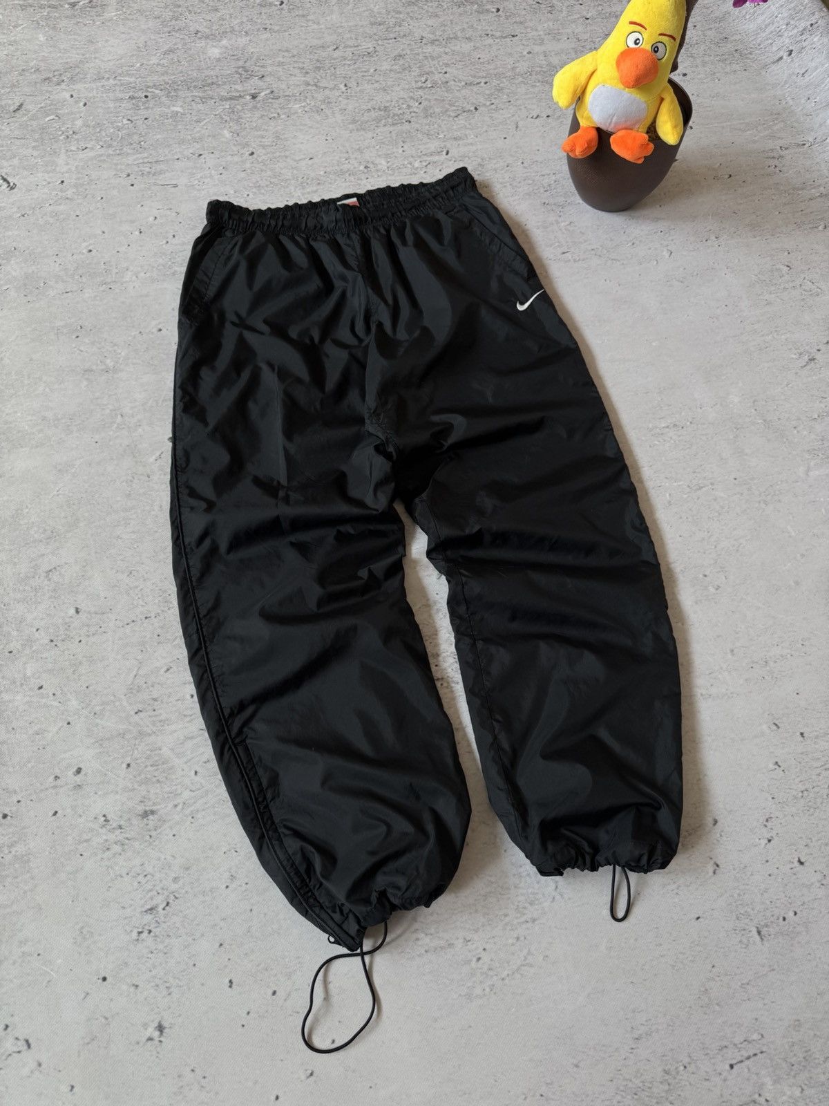 Nike × Vintage NIKE NYLON VINTAGE Y2K OVERSIZE BAGGY FIT PANTS SWEATPANTS Size US 34 / EU 50 - 1 Thumbnail