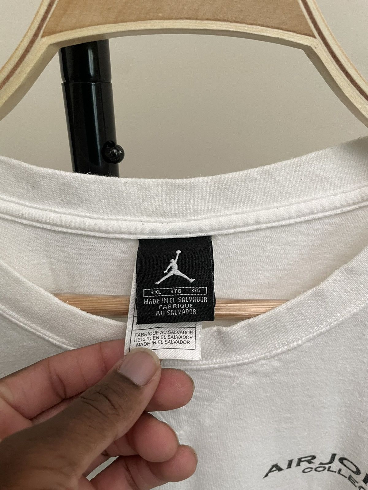 Vintage Vintage Y2K White Nike Art Tee Shirt Unsoundrags NCAA Size US XXL / EU 58 / 5 - 5 Thumbnail