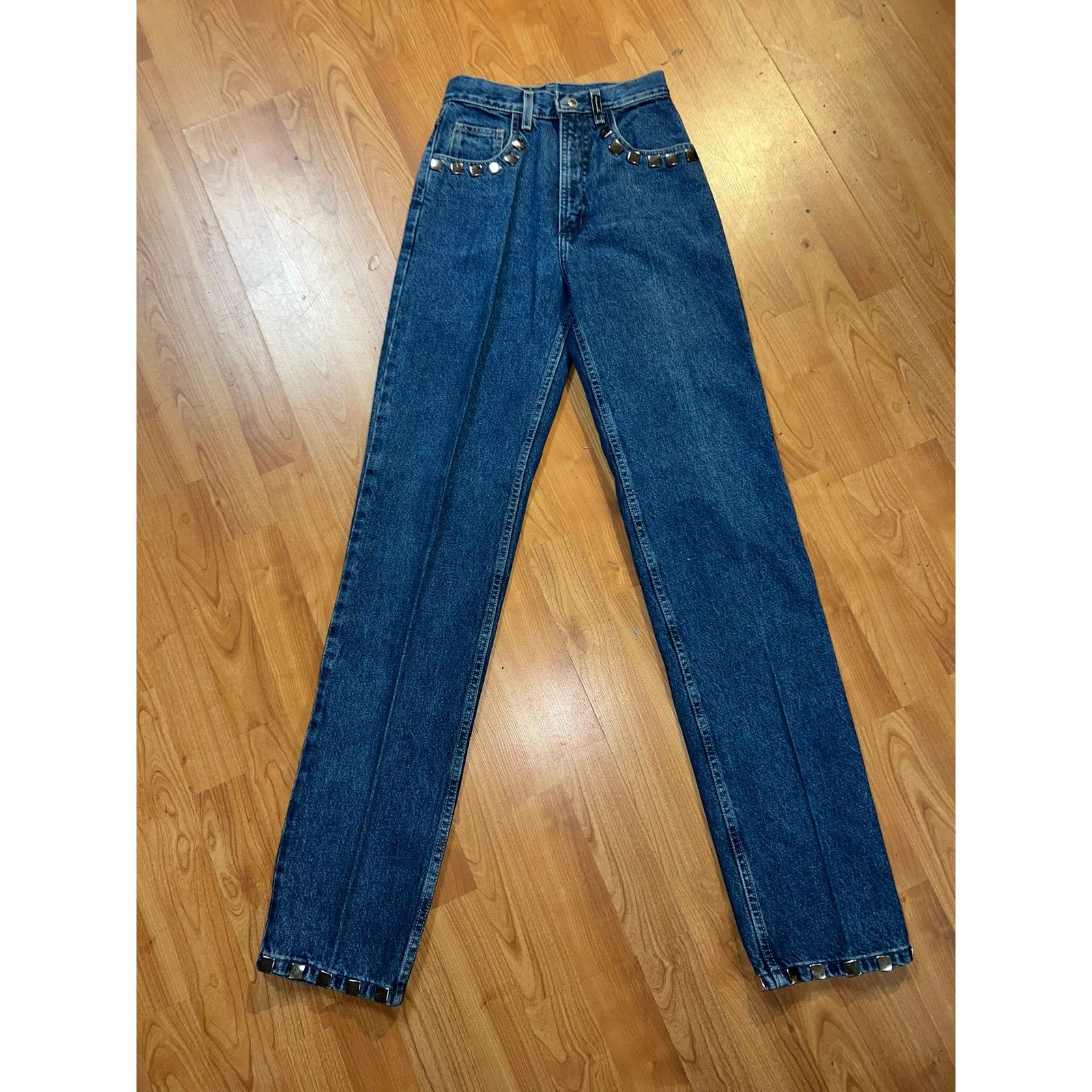 Vintage Vintage Womens Rockies Jeans Denim Stud Western Bottoms 26/3 Size 26" / US 2 / IT 38 - 1 Thumbnail