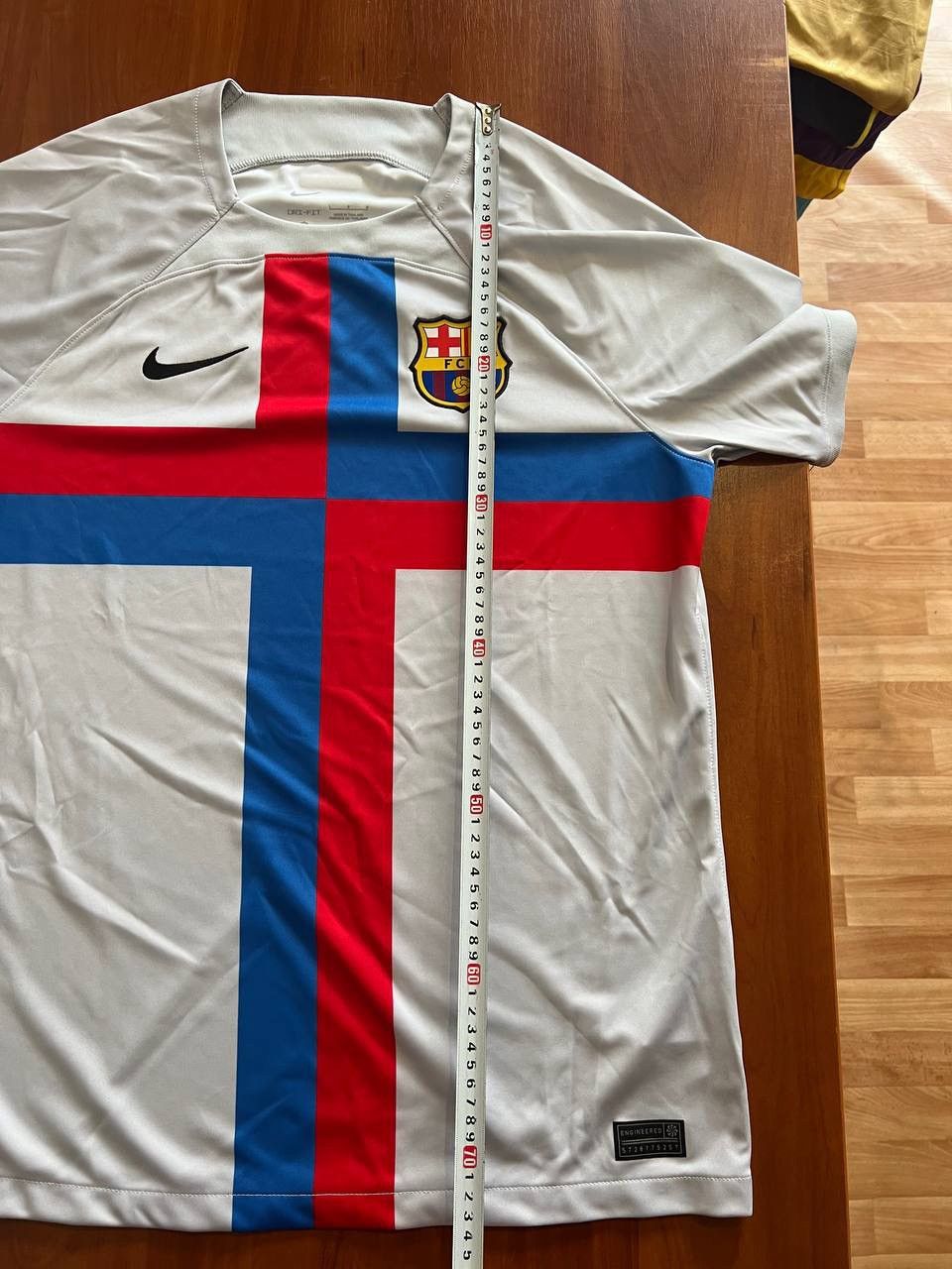 Nike NEW 2022/23 BARCELONA FC THIRD SOCCER JERSEY SHIRT SIZE L Size US L / EU 52-54 / 3 - 15 Thumbnail