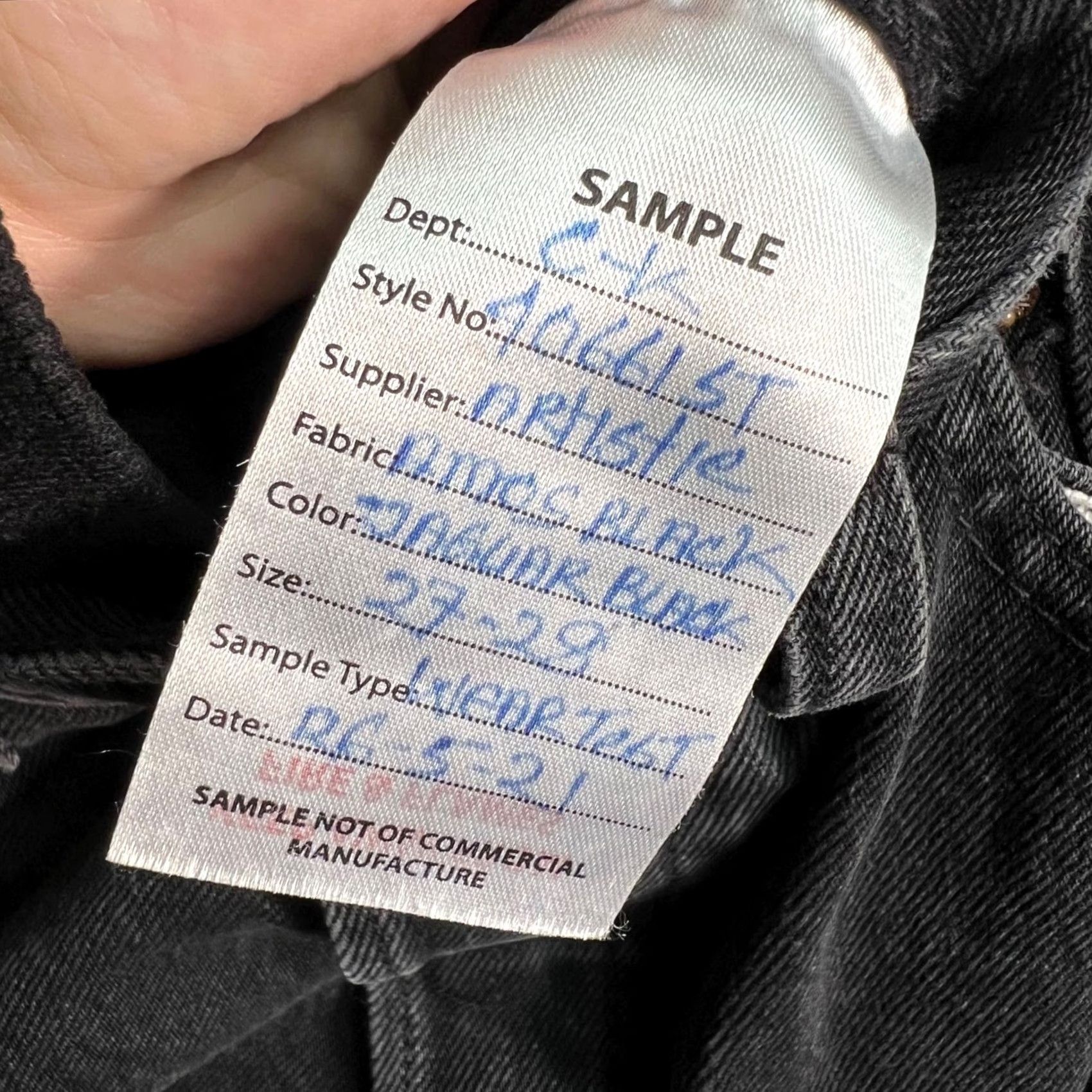 Calvin Klein Calvin Klein Jeans Womens Size 27 x 28 Straight Denim Pants Black 5-Pocket Regular Inseam 28in Size 27" / US 4 / IT 40 - 5 Thumbnail