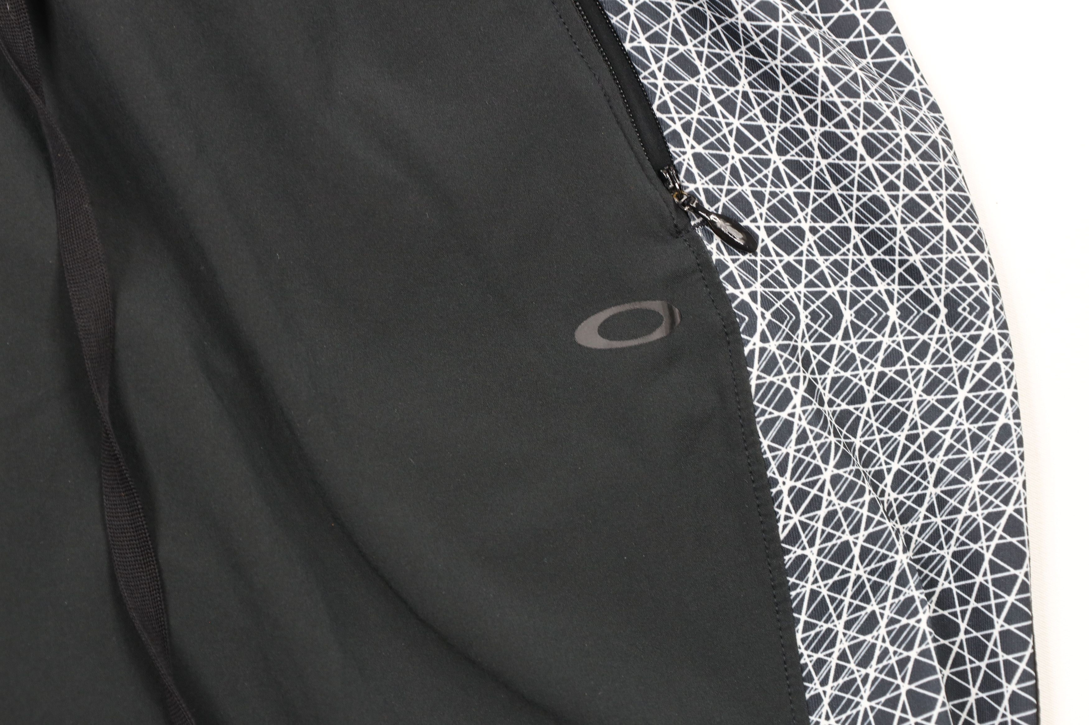 Oakley Vintage Oakley Geometric Tapered Leg Stretch Pants Black Size US 30 / EU 46 - 5 Thumbnail