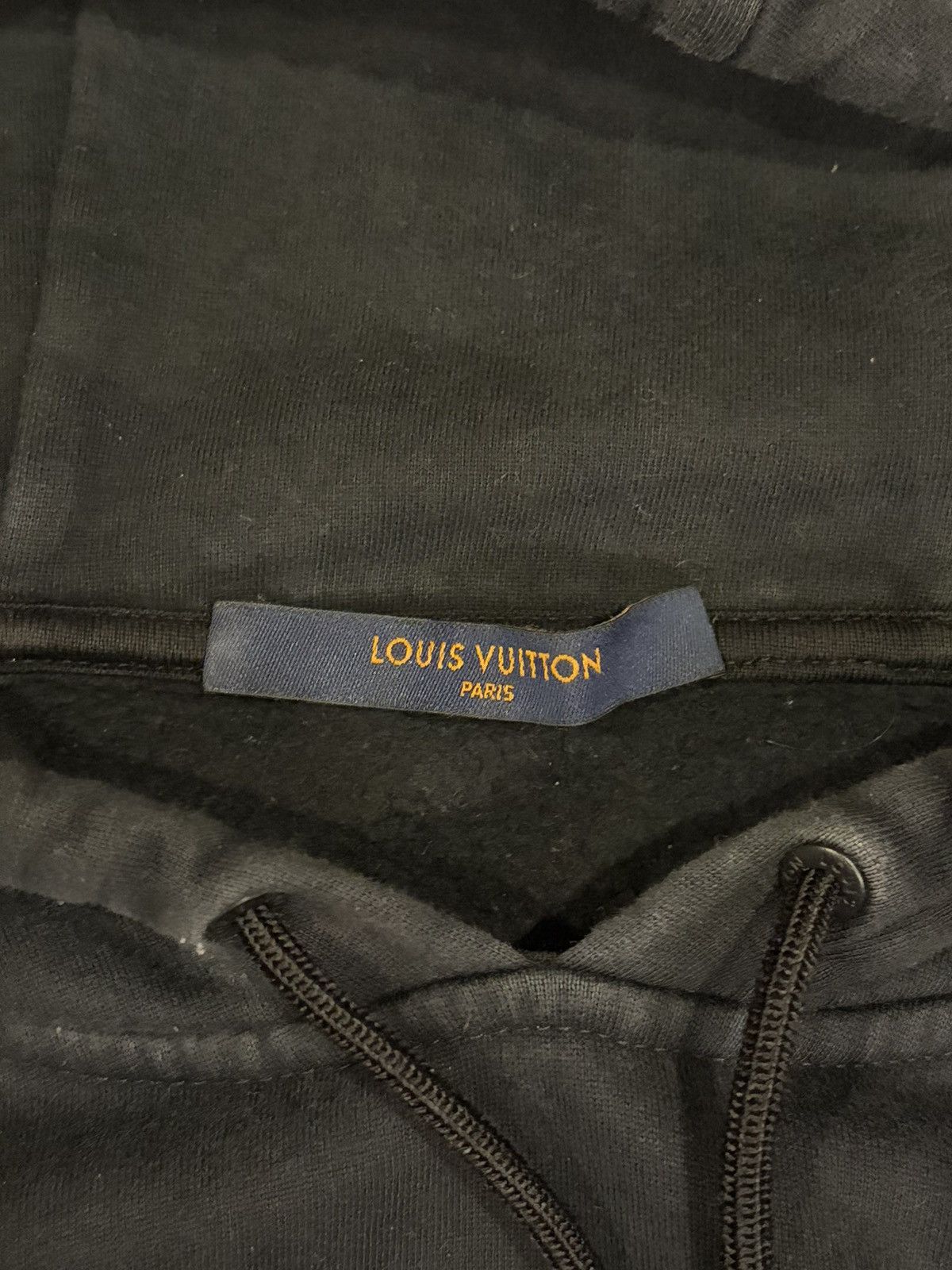 Louis Vuitton Louis vuitton reflective logo hoodie Size US S / EU 44-46 / 1 - 4 Thumbnail