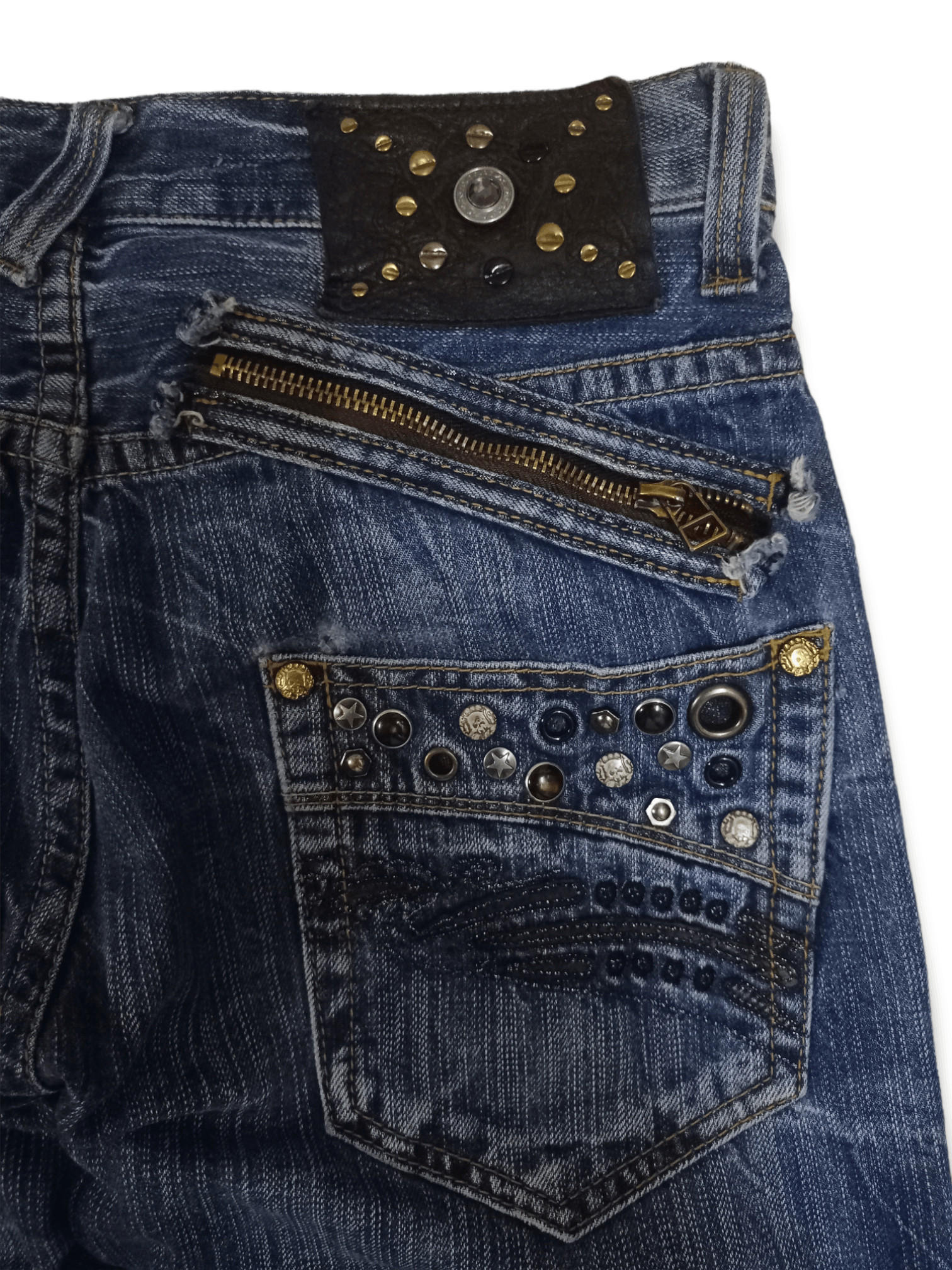 Japanese Brand Vintage Japanese Brand Blue Wash Studded Jeans Size US 31 - 9 Thumbnail