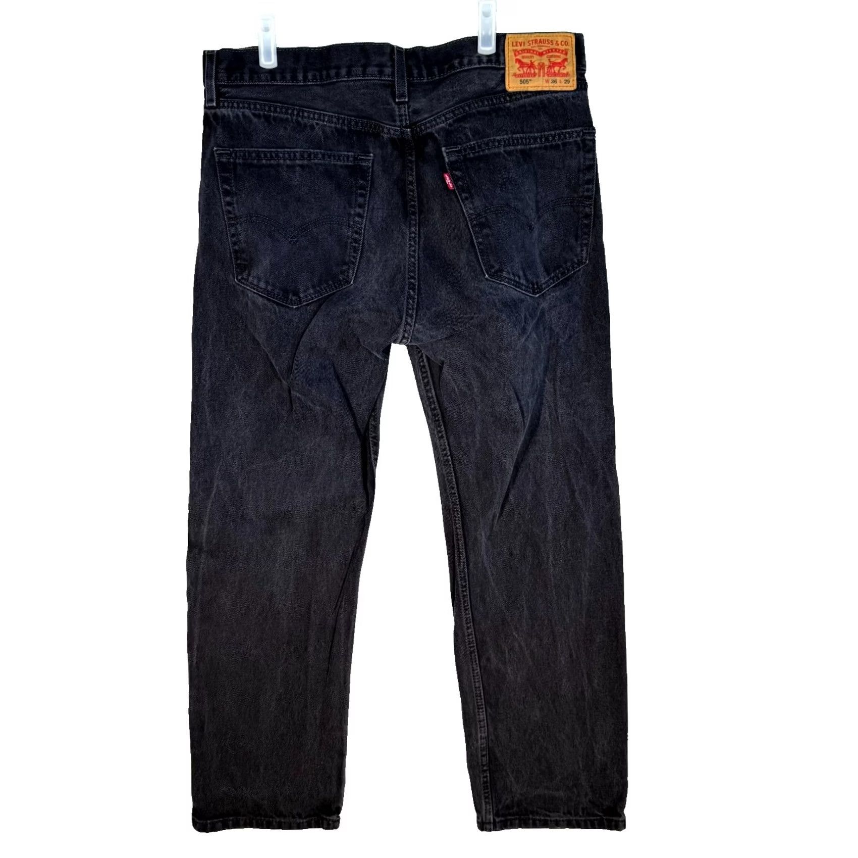 Levi's VINTAGE Levis 505 Jeans Mens 36x29 Black Denim Regular Fit Straight Leg Size US 36 / EU 52 - 2 Thumbnail