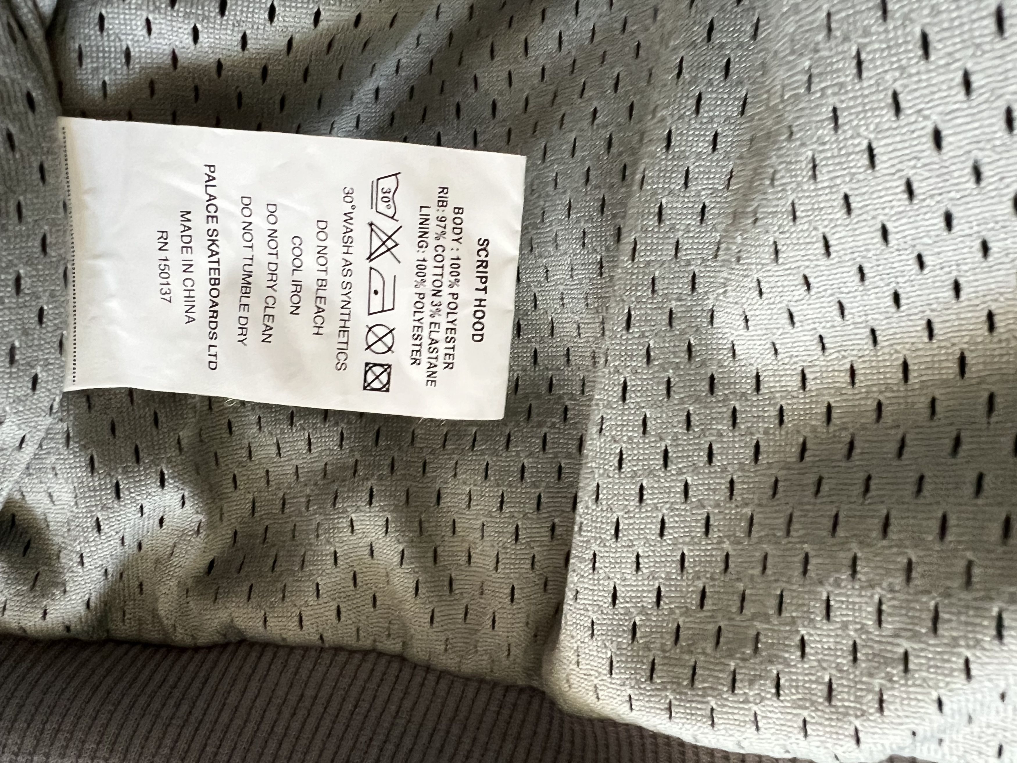 Palace Palace Script Hood Size US L / EU 52-54 / 3 - 5 Thumbnail