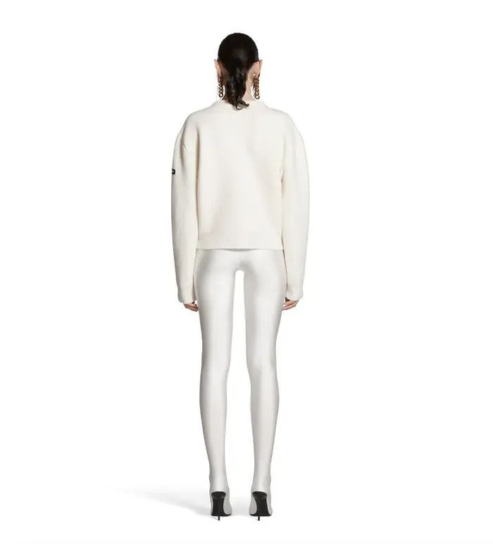 Balenciaga o1bcso1str0326 Sweater in White Size XS / US 0-2 / IT 36-38 - 5 Thumbnail