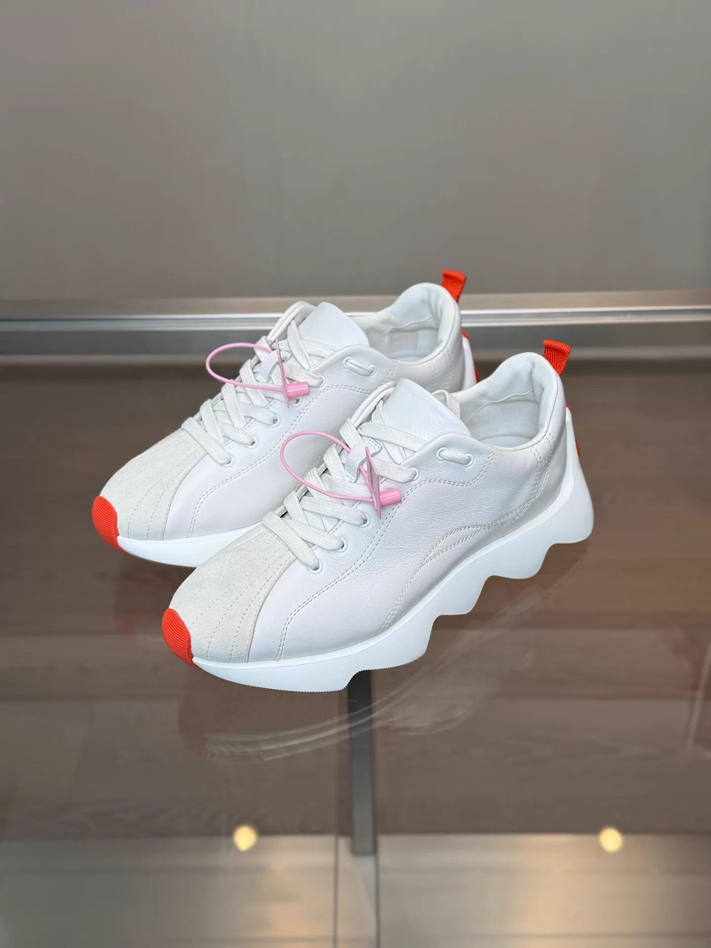 Hermes Hermes Envol Lace-up Sneakers 37.5 99 Size US 7 / IT 37 - 1 Thumbnail