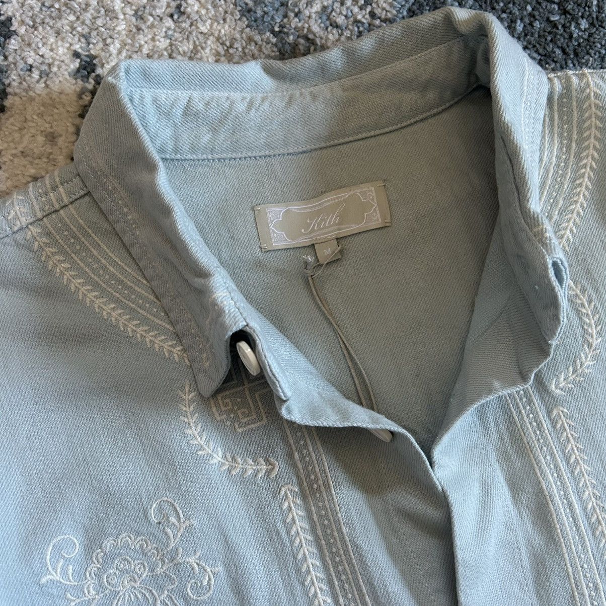 Kith SPRiNG 2024 RAW HEM DENiM APOLLO SHiRT STONE WASH EMBROiDERY Size US M / EU 48-50 / 2 - 6 Thumbnail