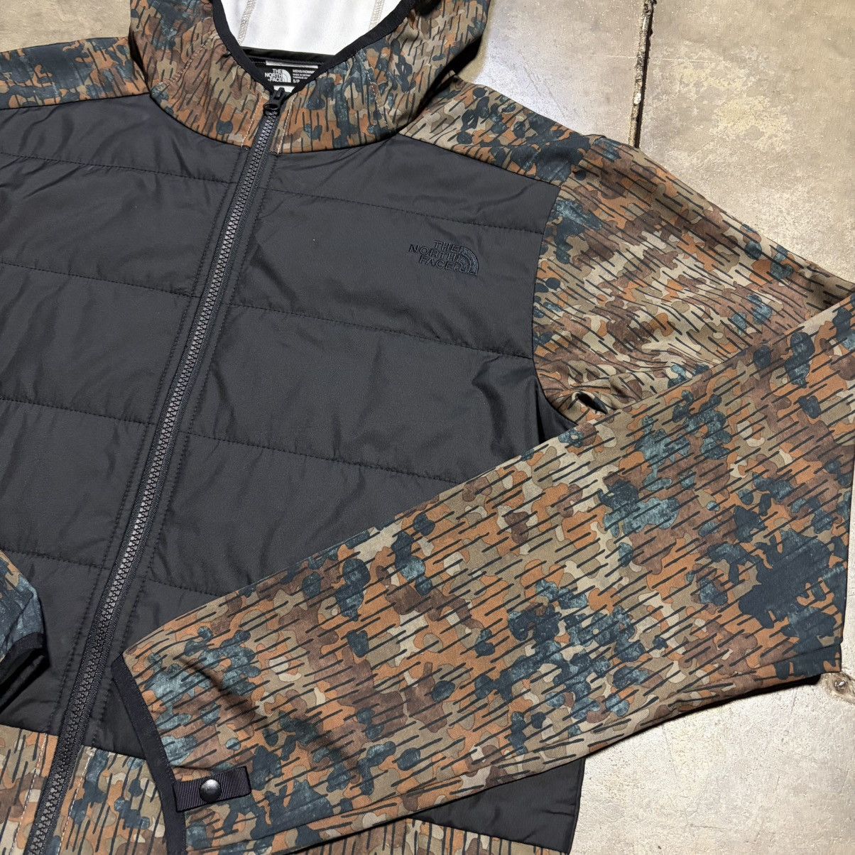 The North Face The North Face Lightweight Puffer Jacket Camo Outdoor Hiking Size US S / EU 44-46 / 1 - 4 Thumbnail
