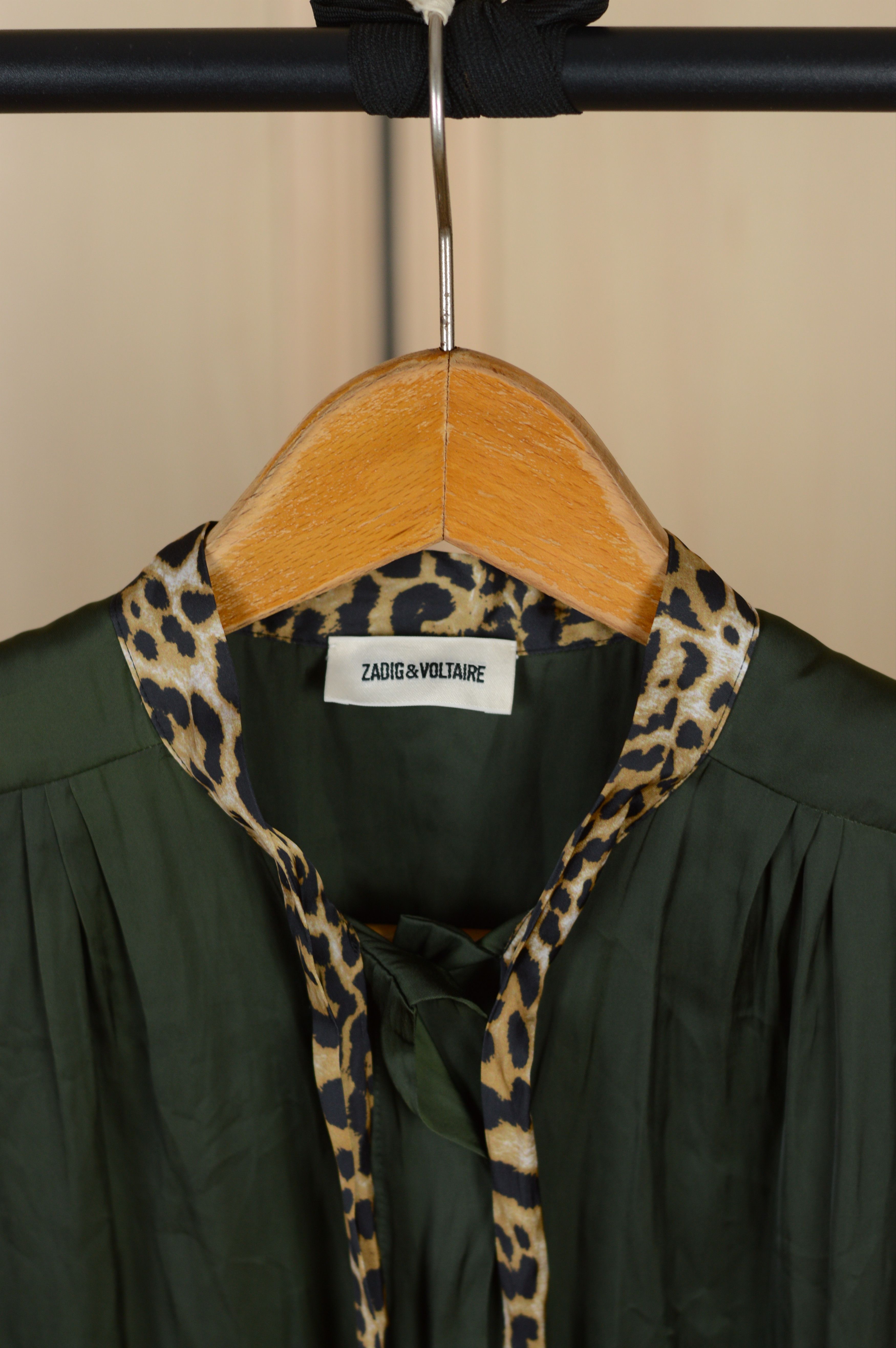 Zadig & Voltaire Zadig Voltaire Emerald Green Buttons Blouse Leopard Collar Size L / US 10 / IT 46 - 3 Thumbnail