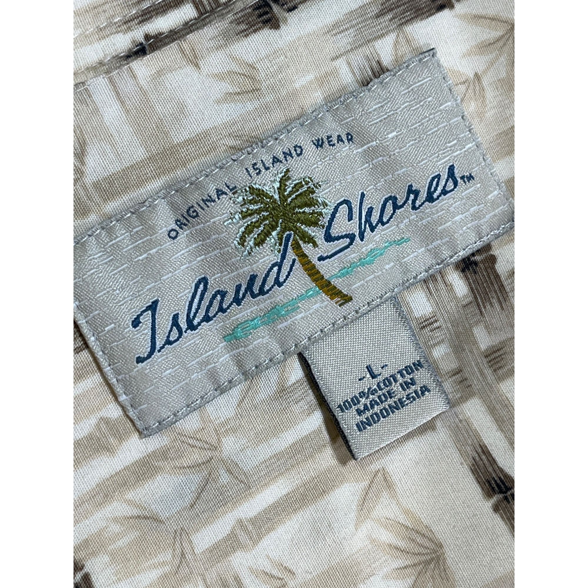 Island Shores Island Shores SKU 7732 Mens Bamboo Print Short Sleeve Button Size US L / EU 52-54 / 3 - 7 Thumbnail