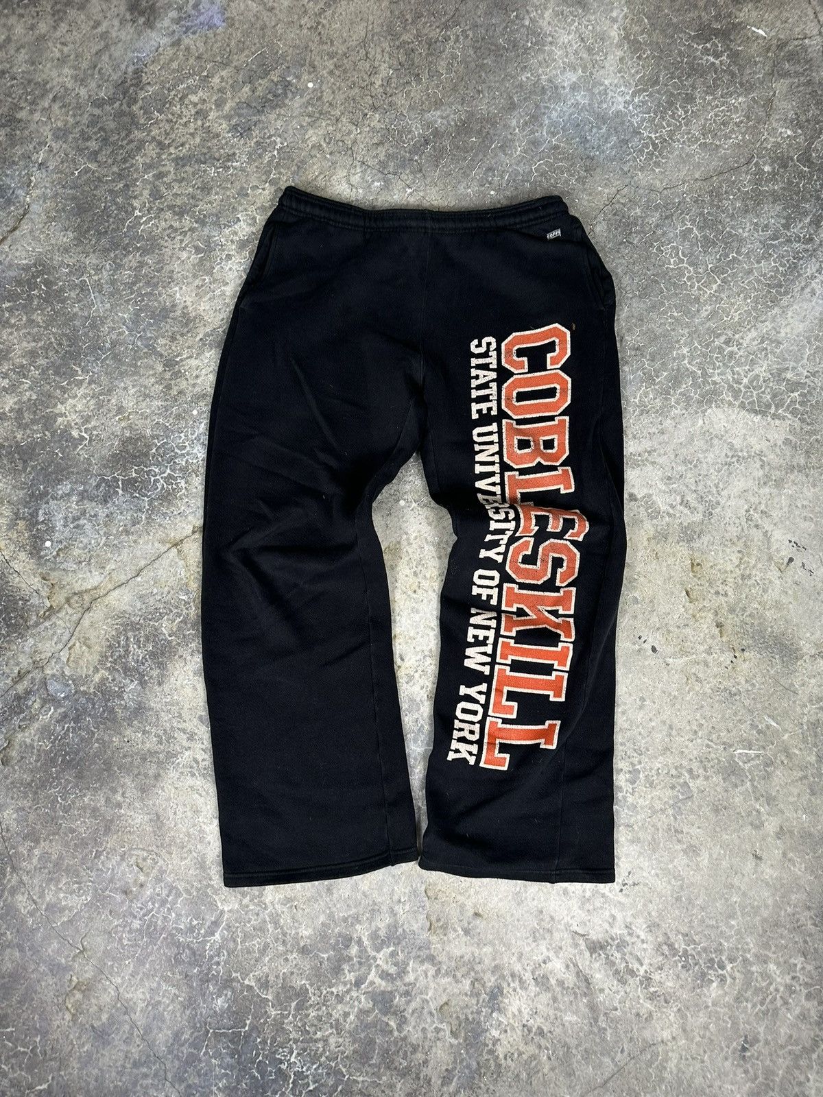 Vintage Vintage Cobble State Sweat Pants Size US 32 / EU 48 - 1 Thumbnail