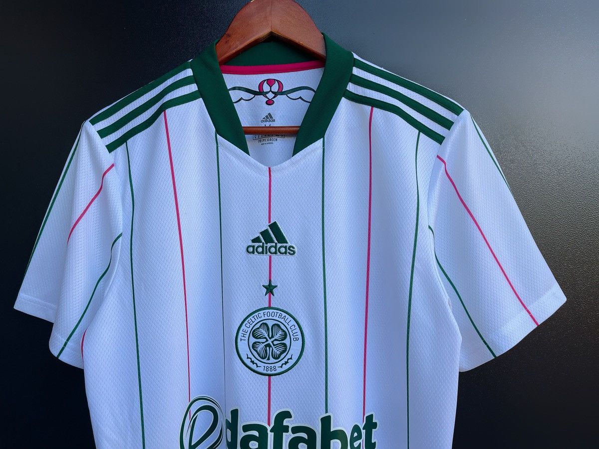 Adidas Celtic Third Jersey football Soccer shirt 2021/2022 adidas Size US M / EU 48-50 / 2 - 3 Thumbnail
