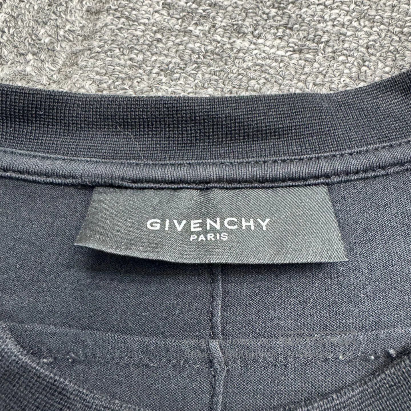 Givenchy Givenchy Angel print short-sleeved shirt| Size US M / EU 48-50 / 2 - 4 Thumbnail