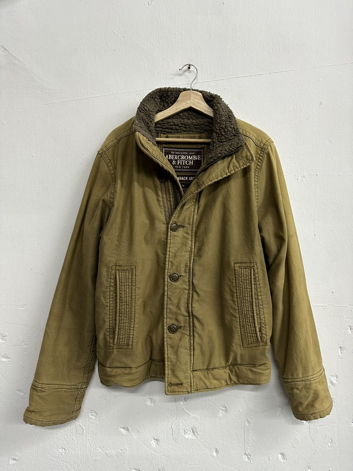 Abercrombie & Fitch Y2K Adirondack Abercrombie & Fitch Distress Jacket Size US M / EU 48-50 / 2 - 3 Thumbnail