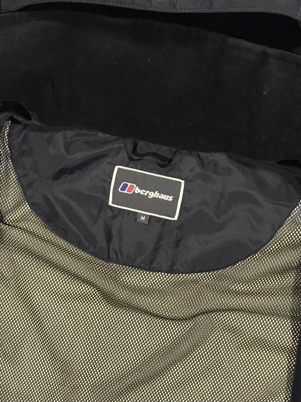 Berghaus Berghaus Gore Tex Jacket Men’s M Blue Navy Size US M / EU 48-50 / 2 - 9 Thumbnail