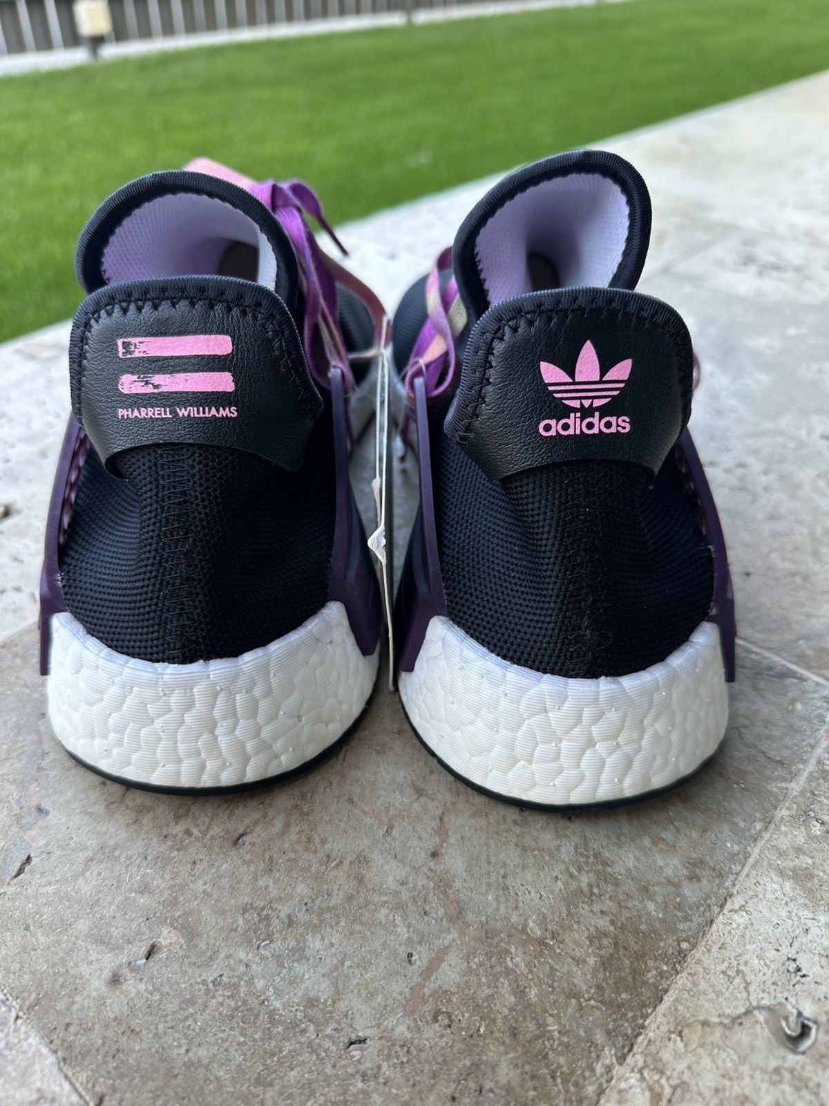 Adidas × Pharrell Adidas nmd human race Size US 9 / EU 42 - 5 Thumbnail