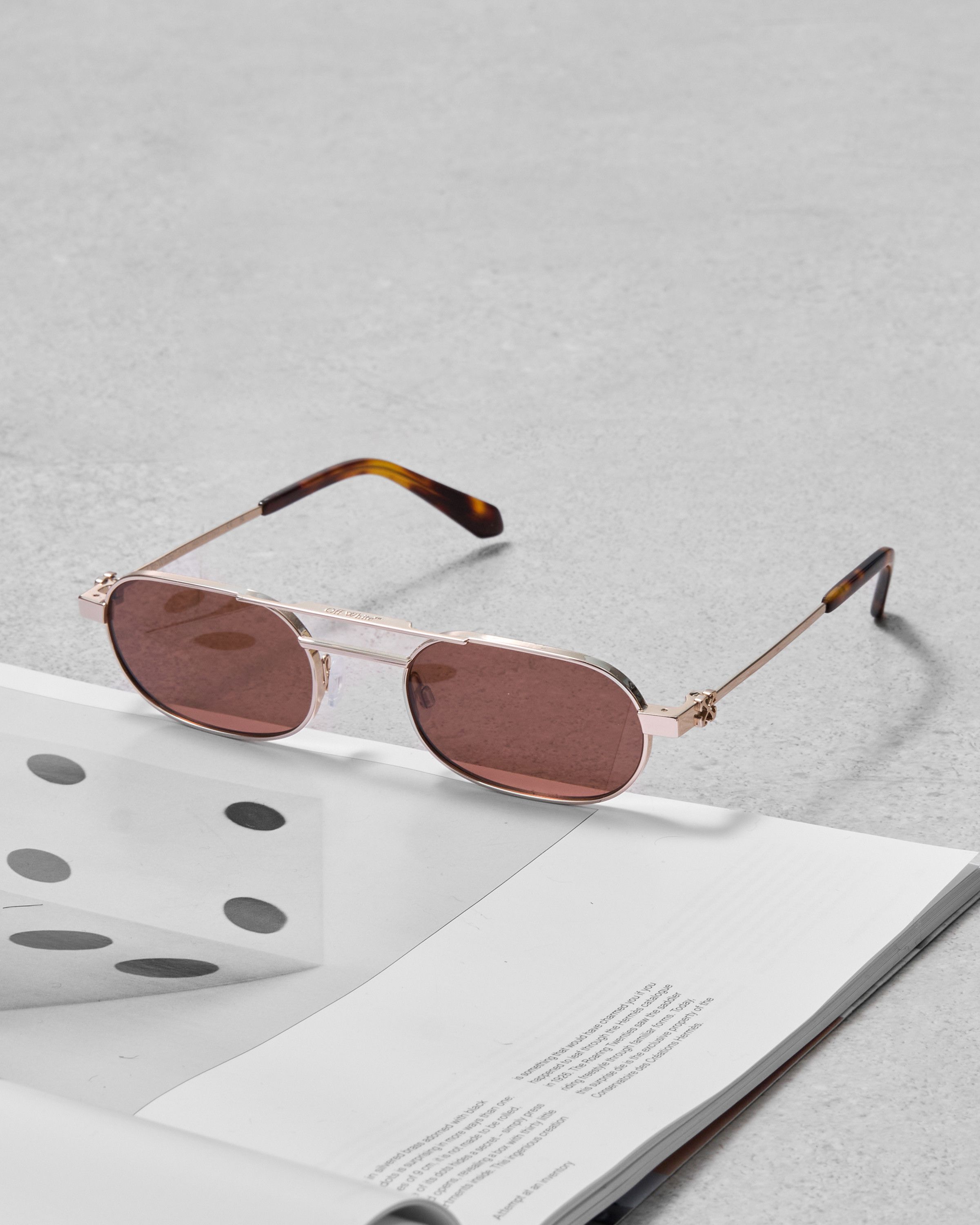 Off-White OFF WHITE Vaiden Oval Frame Sunglasses Size ONE SIZE - 1 Thumbnail