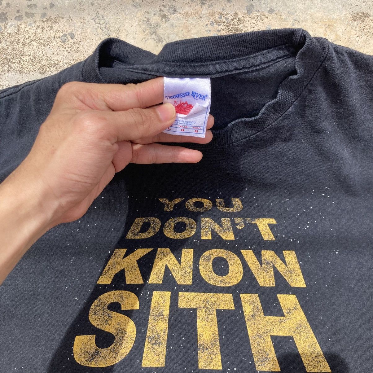 Vintage You don’t know shit !! VTG 00’s Y2K Sun fade Parody Tee Size US L / EU 52-54 / 3 - 3 Thumbnail