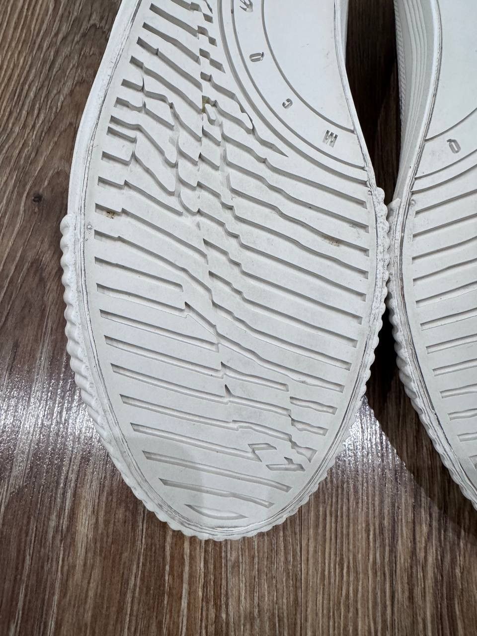 McQ Alexander McQueen McQ Alexander McQueen Men Swallow Plimsoll Sneakers Shoes Size US 10 / EU 43 - 19 Thumbnail