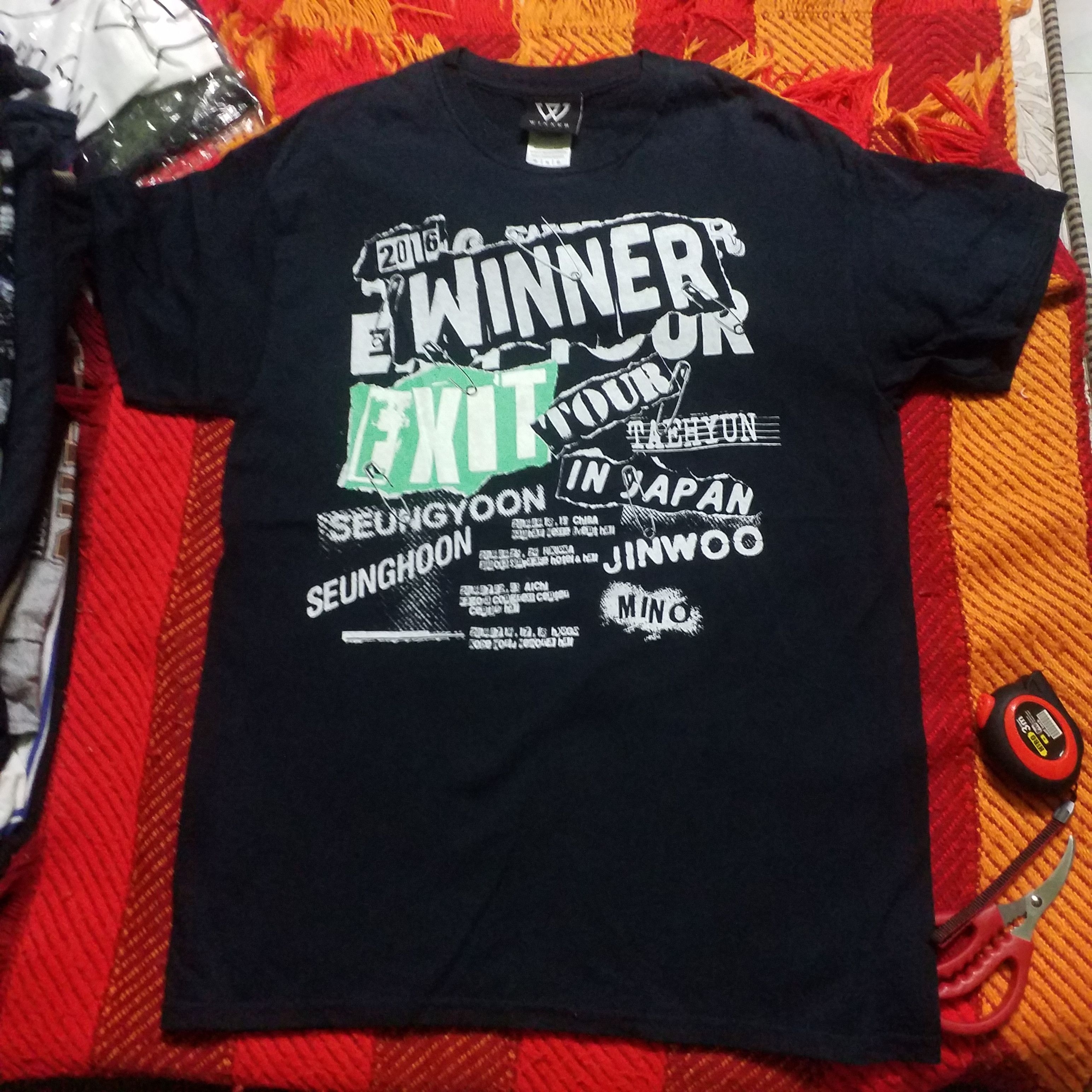Japanese Brand WINNER EXIT TOUR IN JAPAN Size US M / EU 48-50 / 2 - 1 Thumbnail
