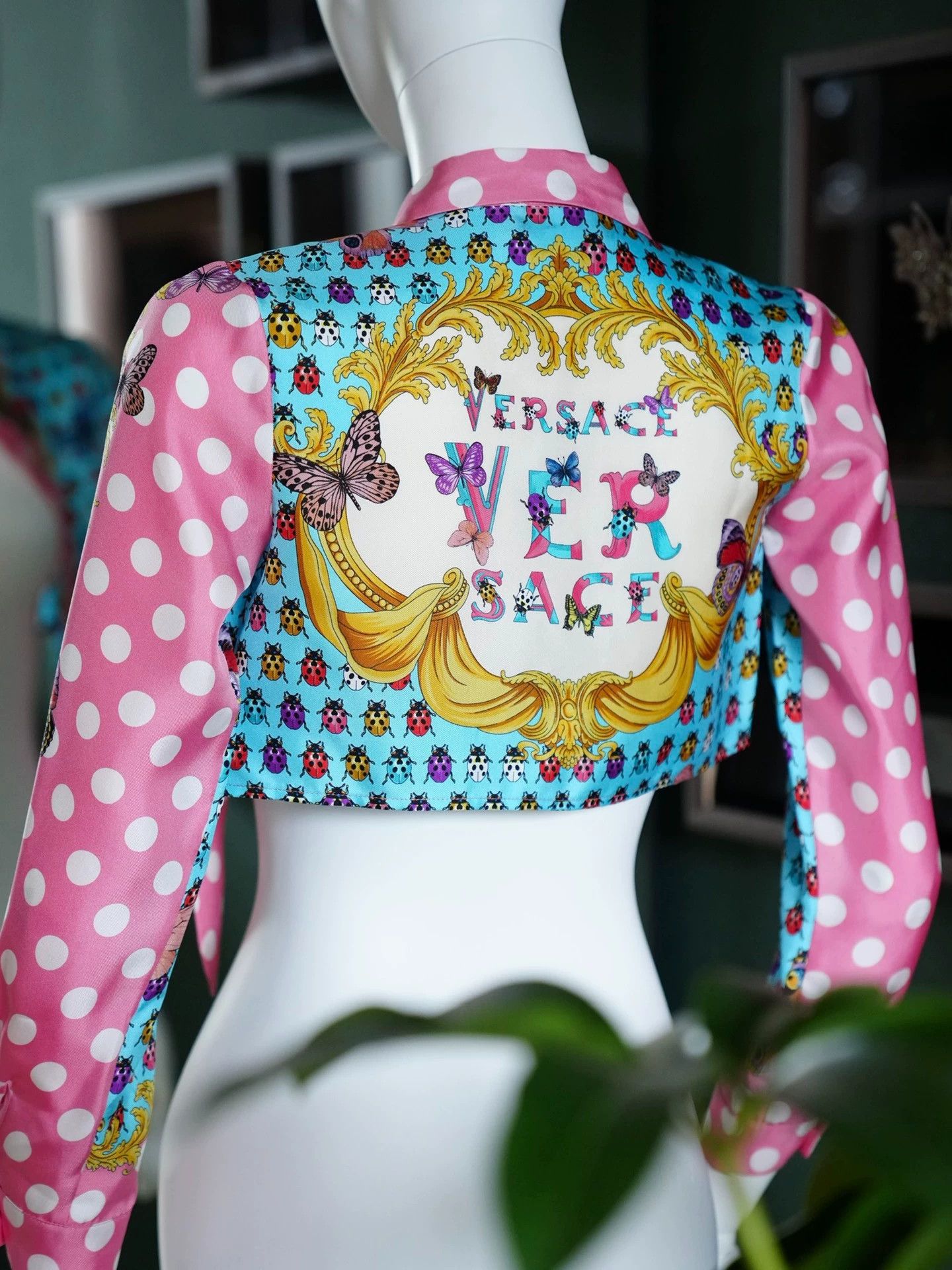Versace VERSACE Ladybug Butterfly Silk Short Shirt 1995 Vtg Medusa Size XXS / US 00 / IT 34 - 3 Thumbnail