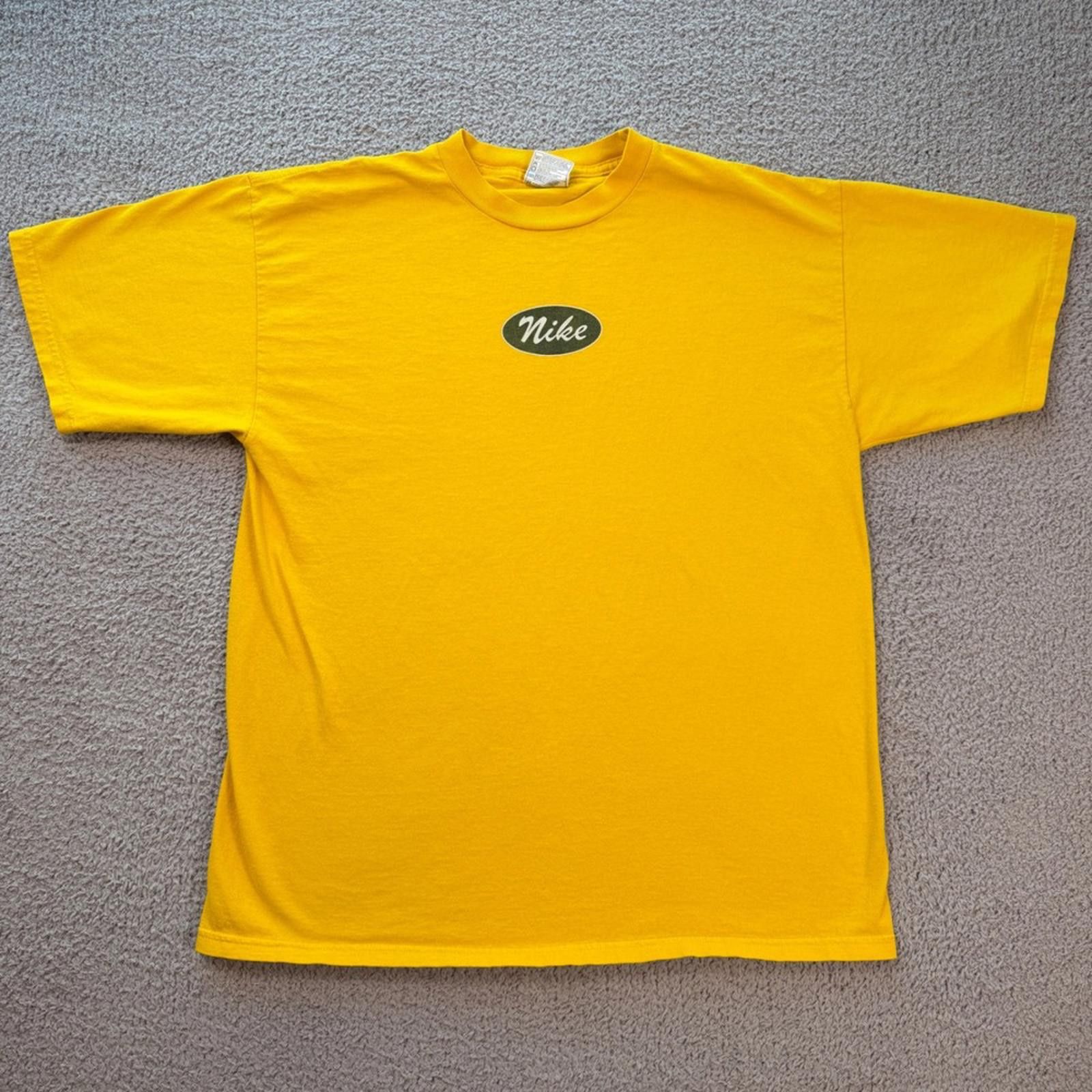 Nike Vintage Y2K Nike Center Oval Logo T-Shirt Mens XL Yellow Size US XL / EU 56 / 4 - 1 Thumbnail