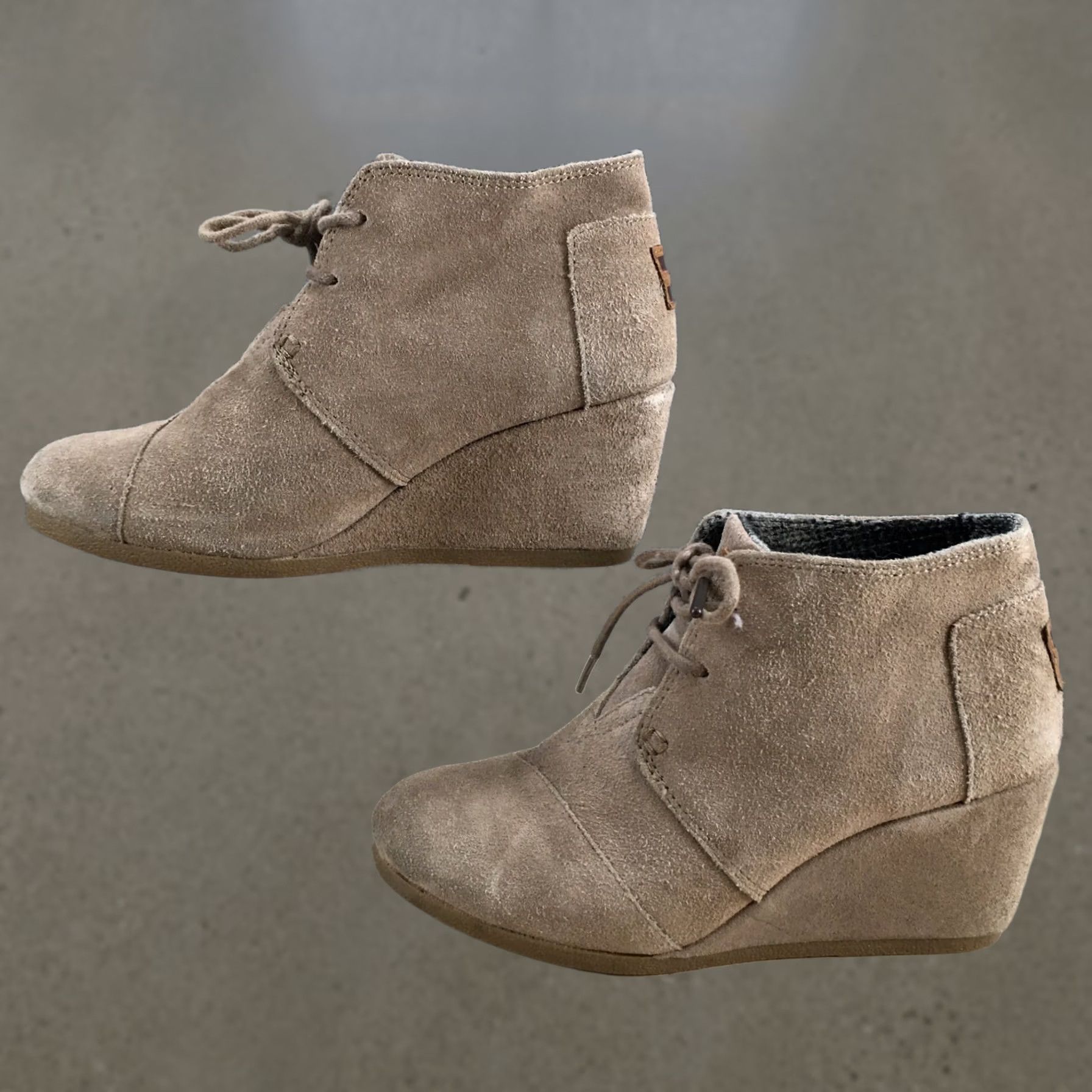 Toms TOMS Boots Womens 6.5 Two Eye Desert Wedge Ankle Bootie Brown Suede Lace Up Bootie Brown Mens Womens Shoes—Note: No, keep to original terms only. Size US 7 / IT 37 - 1 Thumbnail