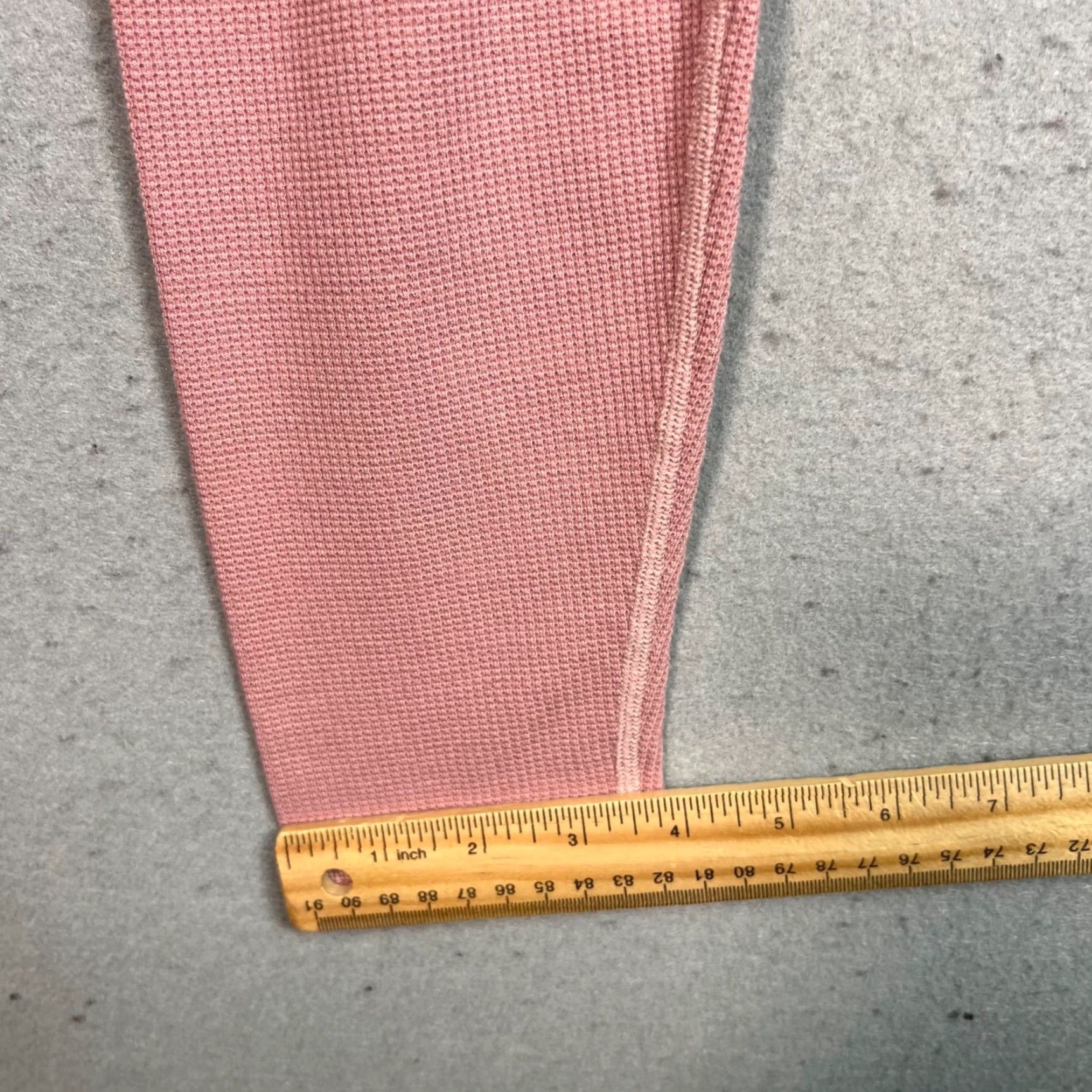 Fabletics Fabletics Leggings Women Size Small Dusty Rose Thermal Base Layer Compression Womens Size 28" / US 6 / IT 42 - 7 Thumbnail