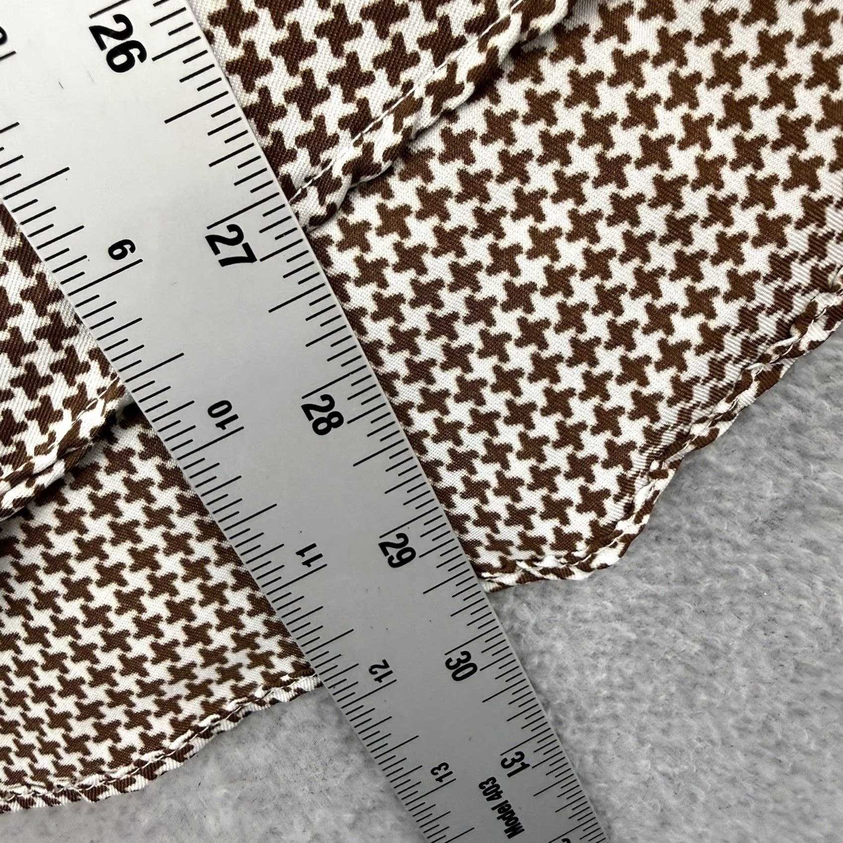 Van Heusen VINTAGE Van Heusen Shirt Mens M Brown Floral Geometric 70s Retro Button-Up Long Sleeve Collared Size US M / EU 48-50 / 2 - 7 Thumbnail