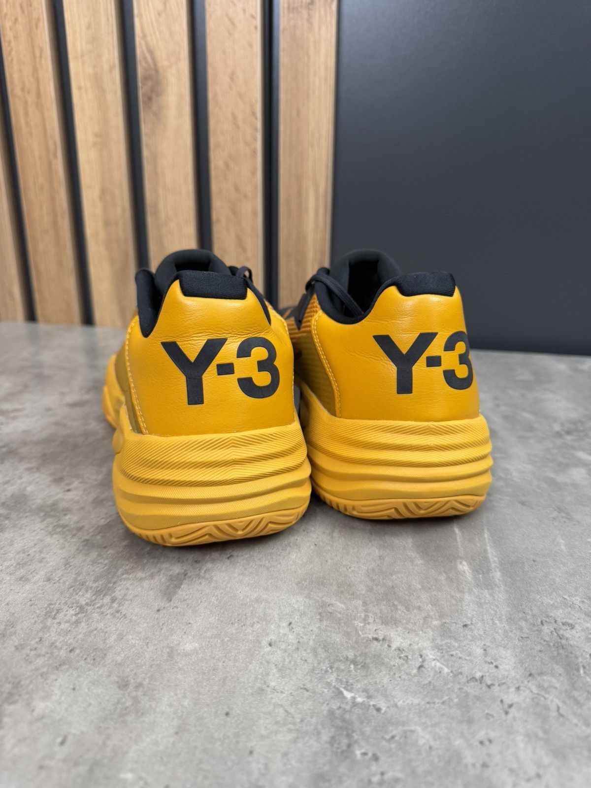 Y-3 Adidas Y-3 Yohji Yamamoto Barricade 13 Tennis Shoes US 9 Size US 9 / EU 42 - 4 Thumbnail